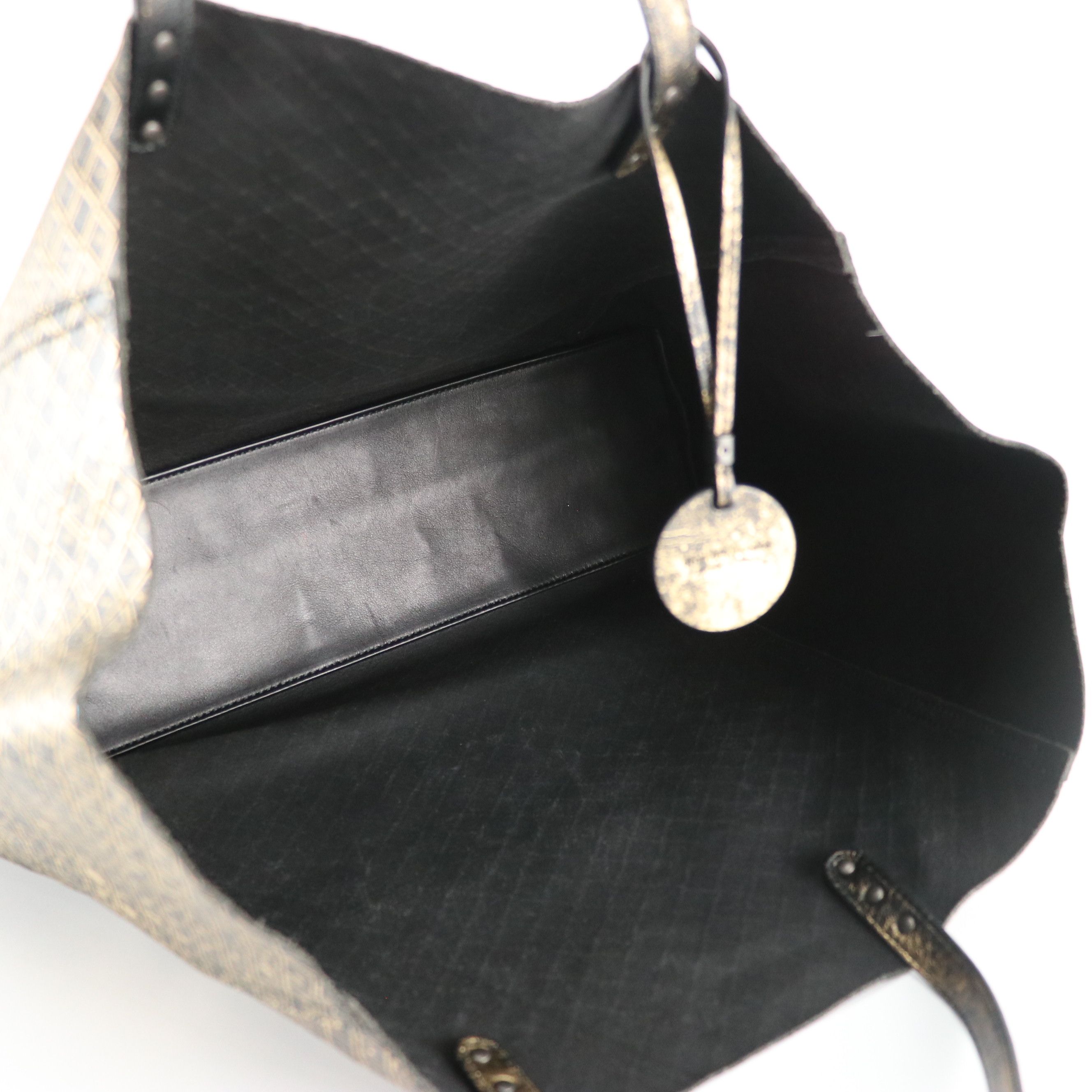 Bottega Veneta Tote Bag in Metallic Gold Intrecciomirage Printed Leather