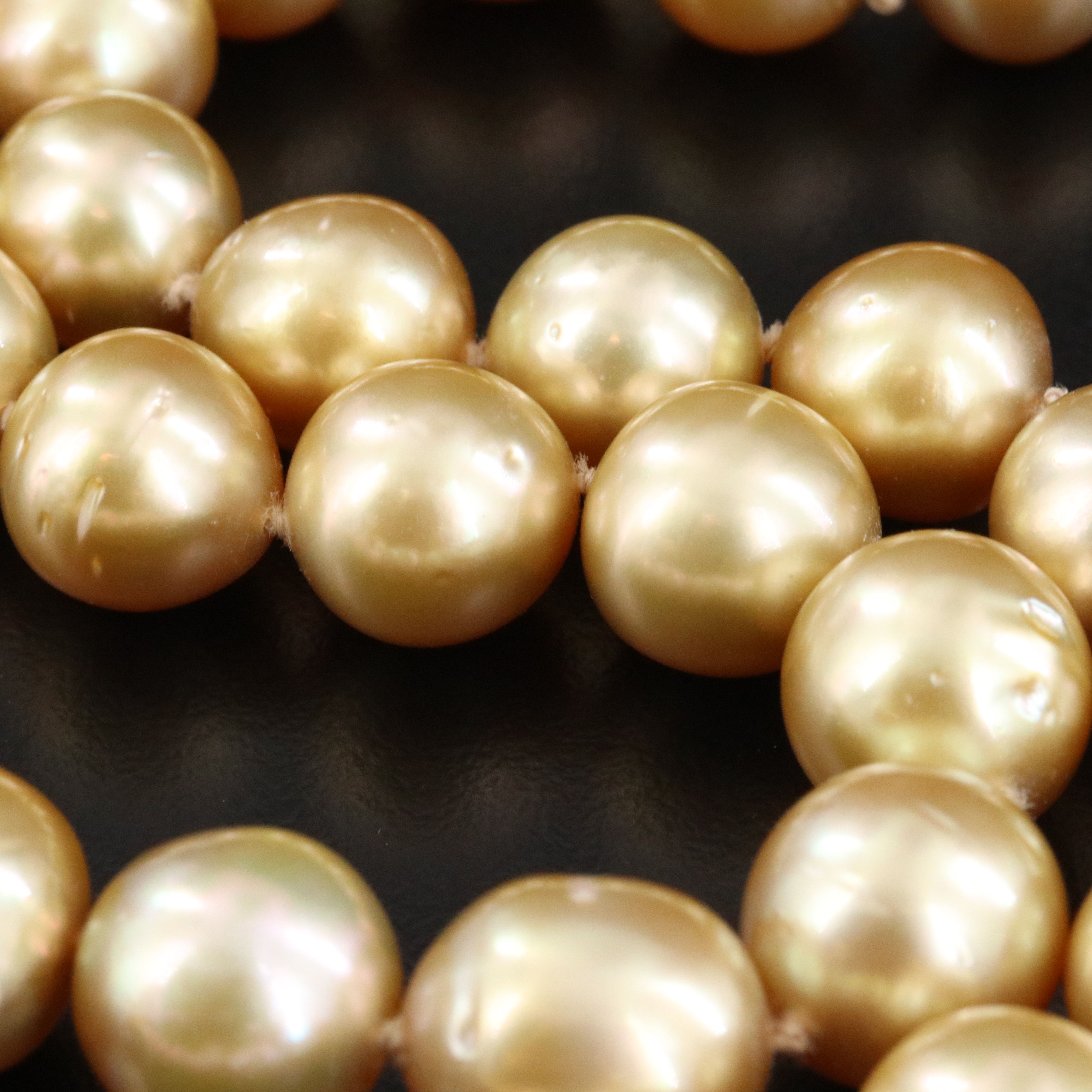 Pearl Necklace with 14K Clasp