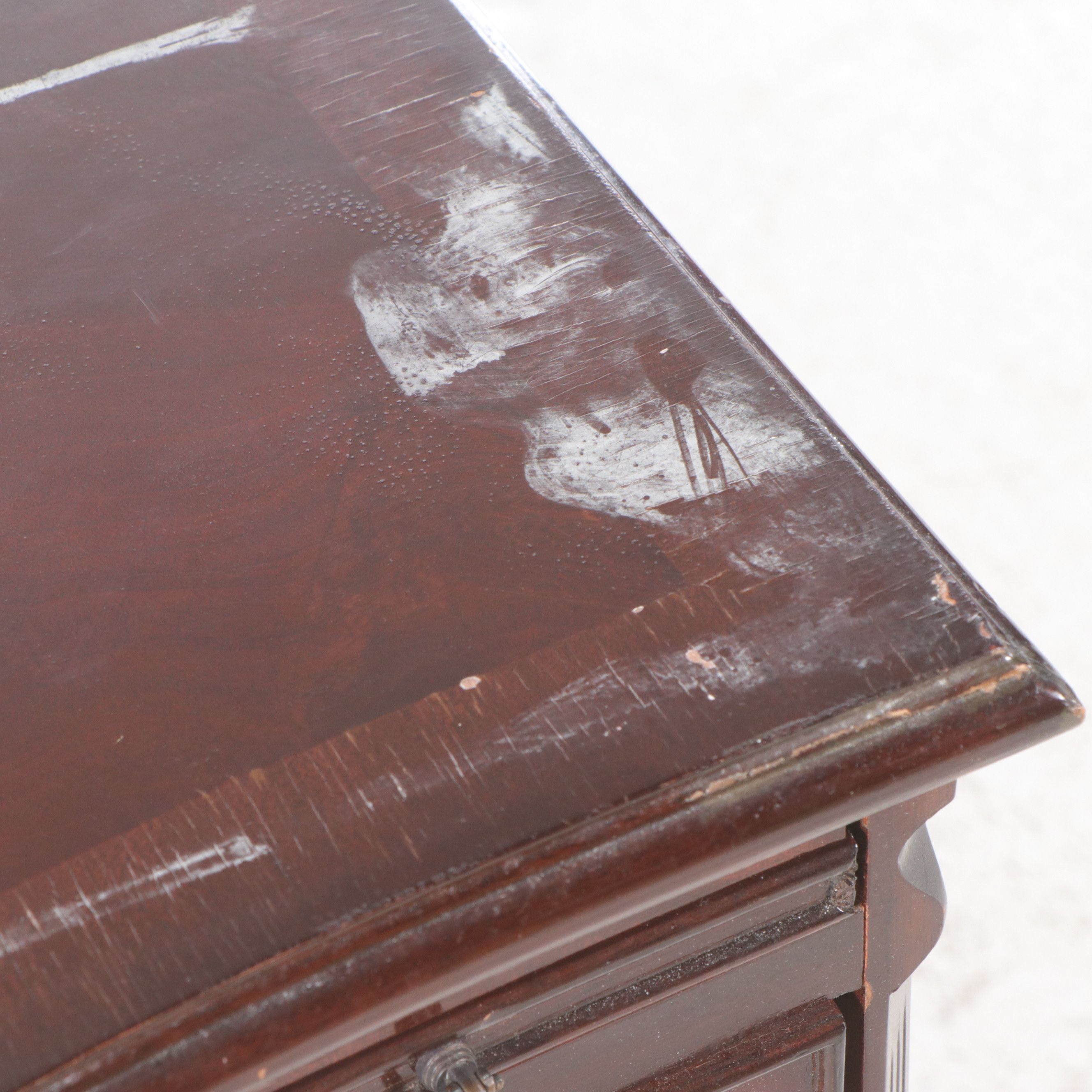 Georgian Style Mahogany Four-Drawer Nightstand