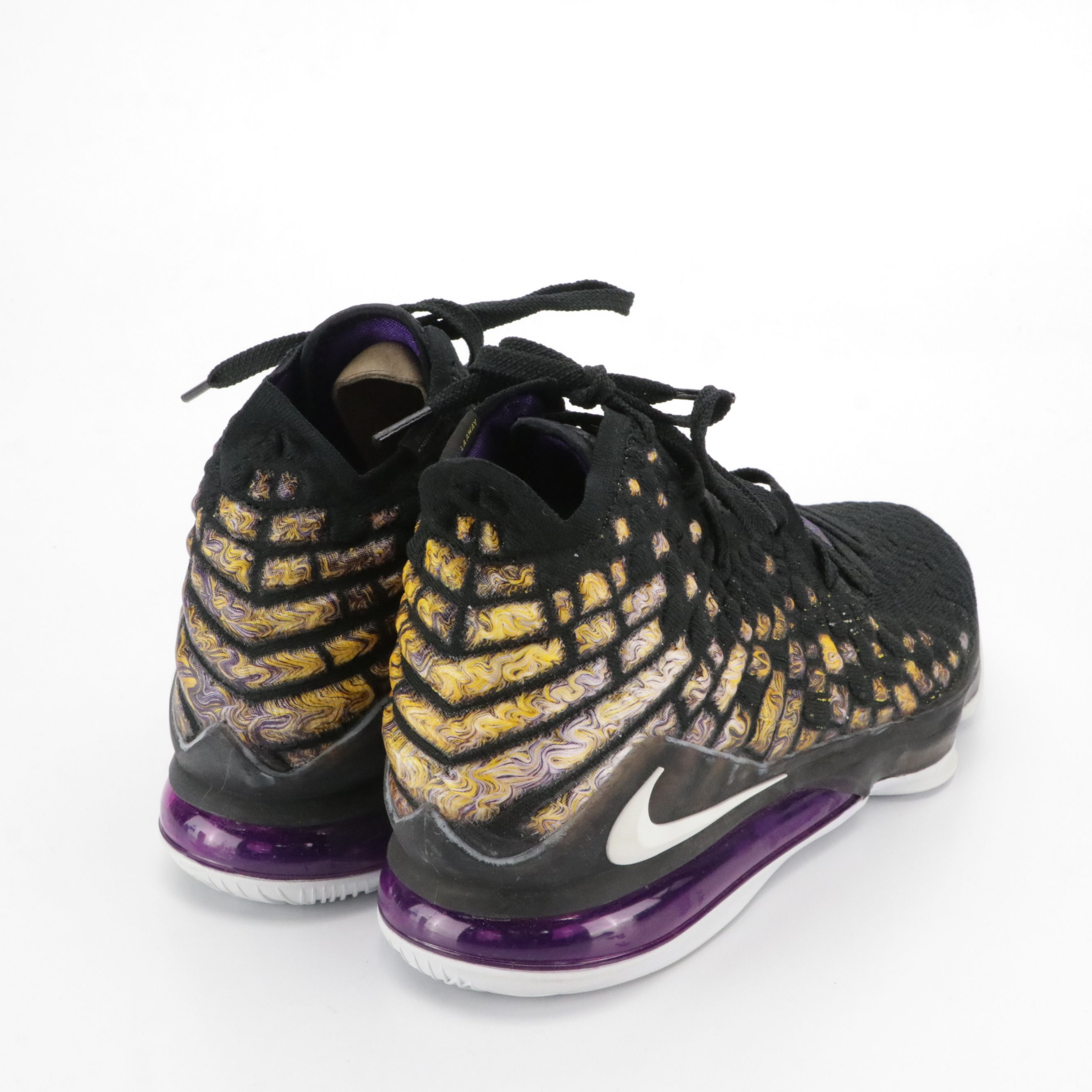 Men's Nike LeBron 17 "Lakers" High Top Basketball Sneakers in Black Knitposite