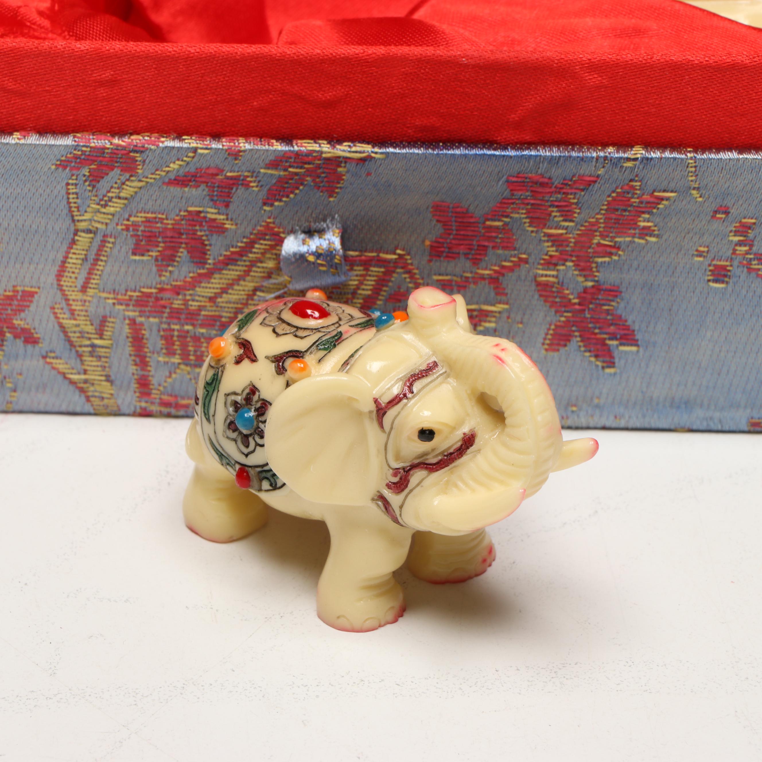 Yi Lin Chinese Resin Elephant Figures