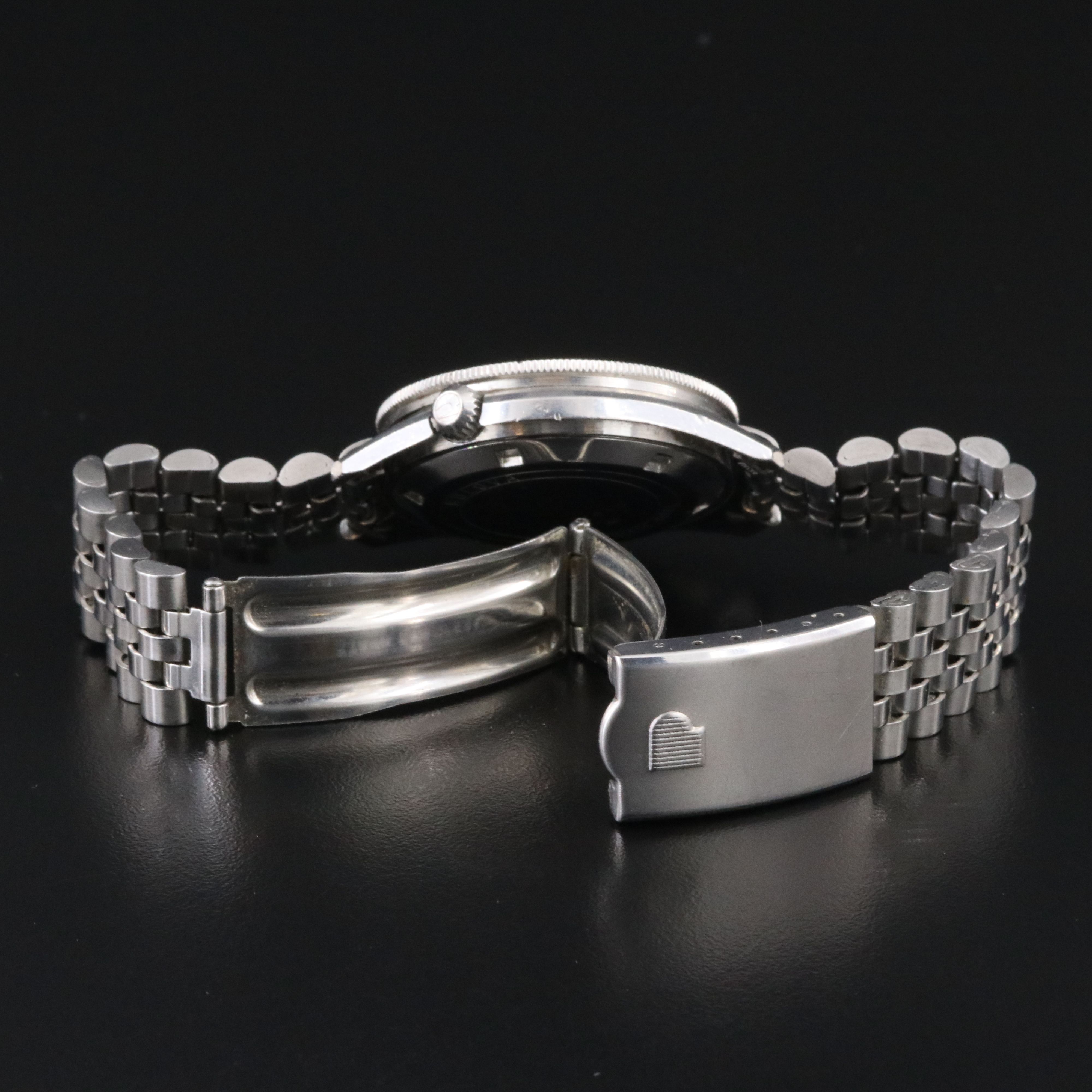 Bulova Accutron Deep Sea "Devil Diver" 666 ft Vintage Watch