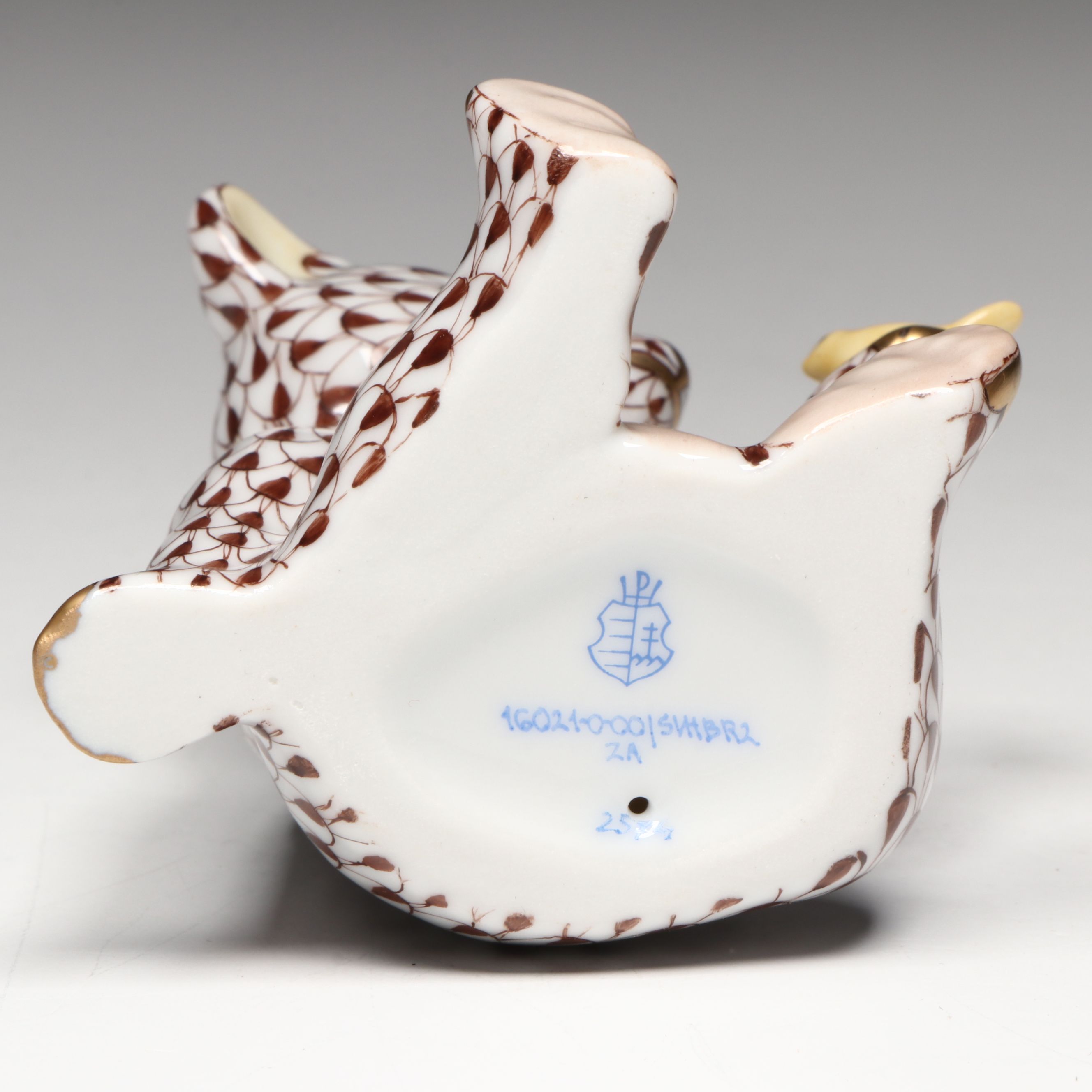 Herend Chocolate Fishnet with Gold "Bear with Bird" Porcelain Figurine