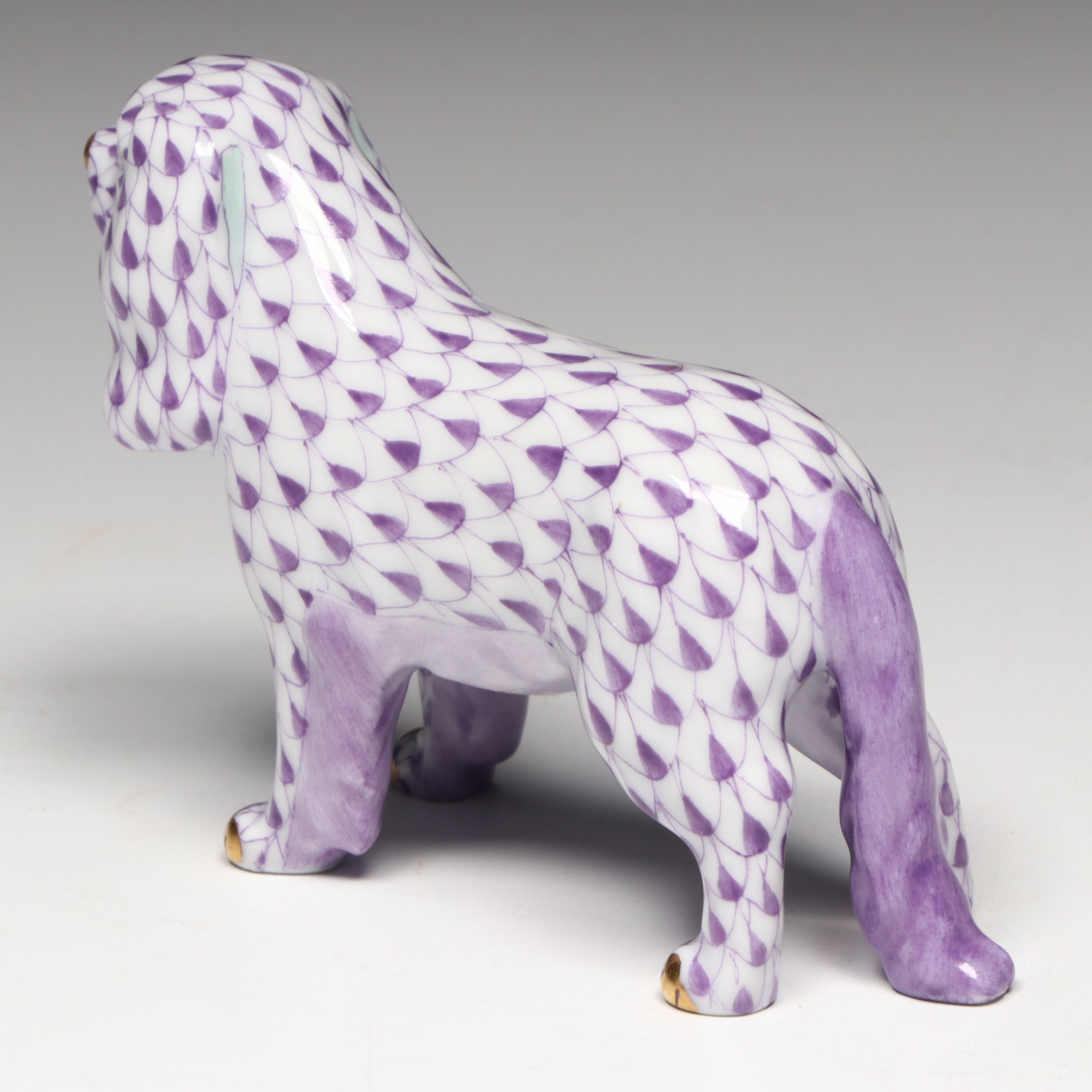 Herend Lavender Fishnet with Gold "Cavalier King Charles" Porcelain Figurine