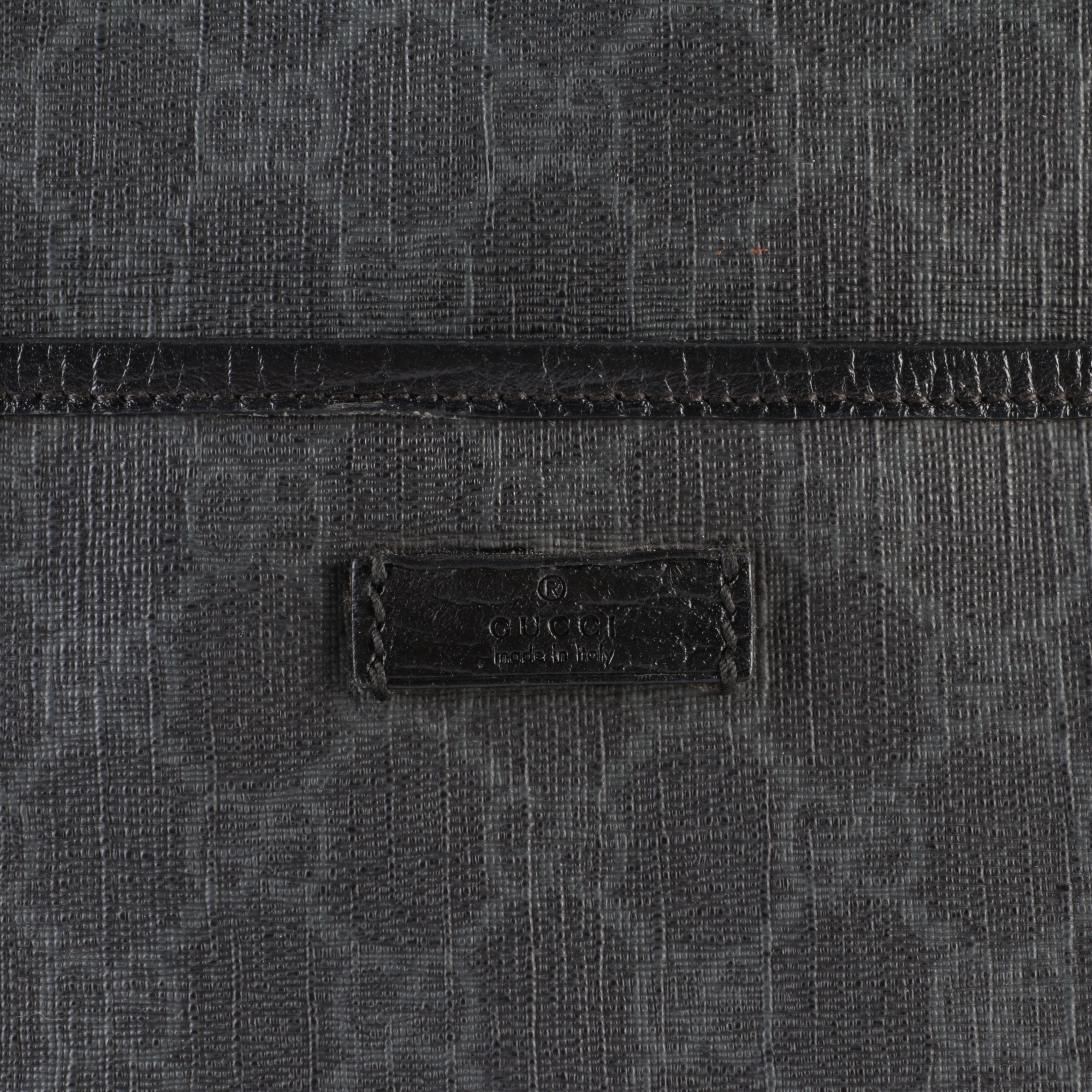 Gucci Messenger Bag in Monogram GG Supreme Canvas