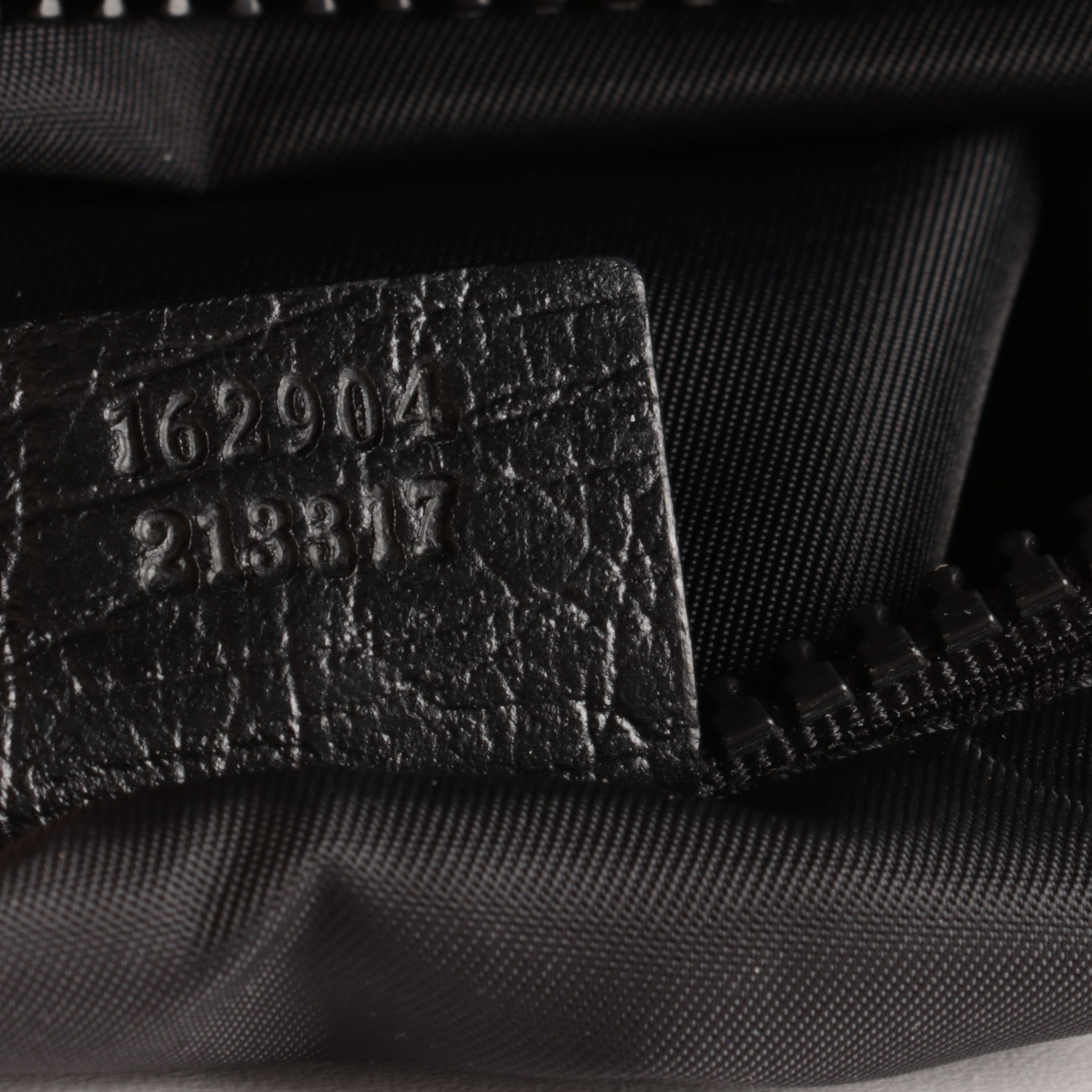 Gucci Messenger Bag in Monogram GG Supreme Canvas