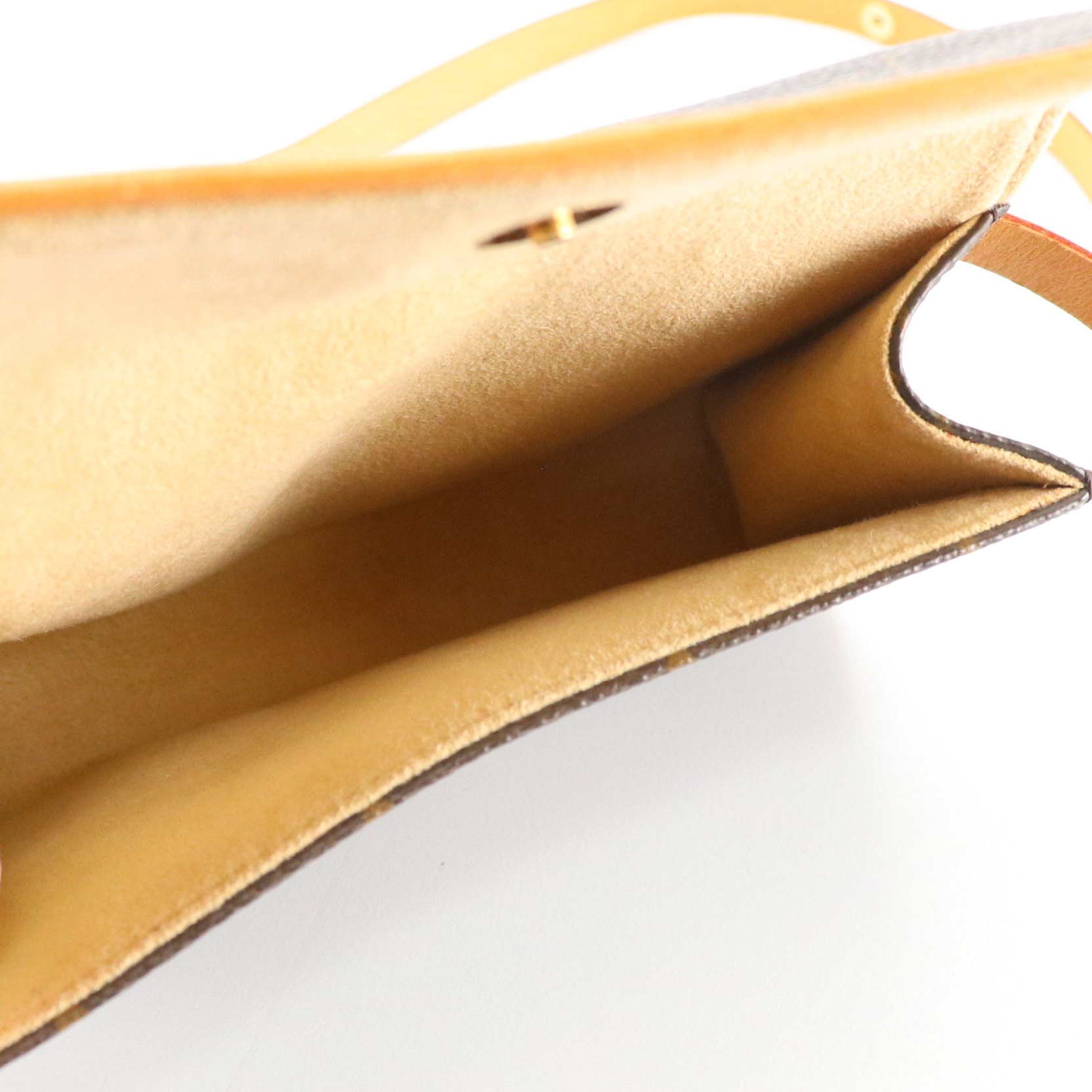 Louis Vuitton Pochette Florentine Waist Bag in Monogram Canvas and Vachetta Trim