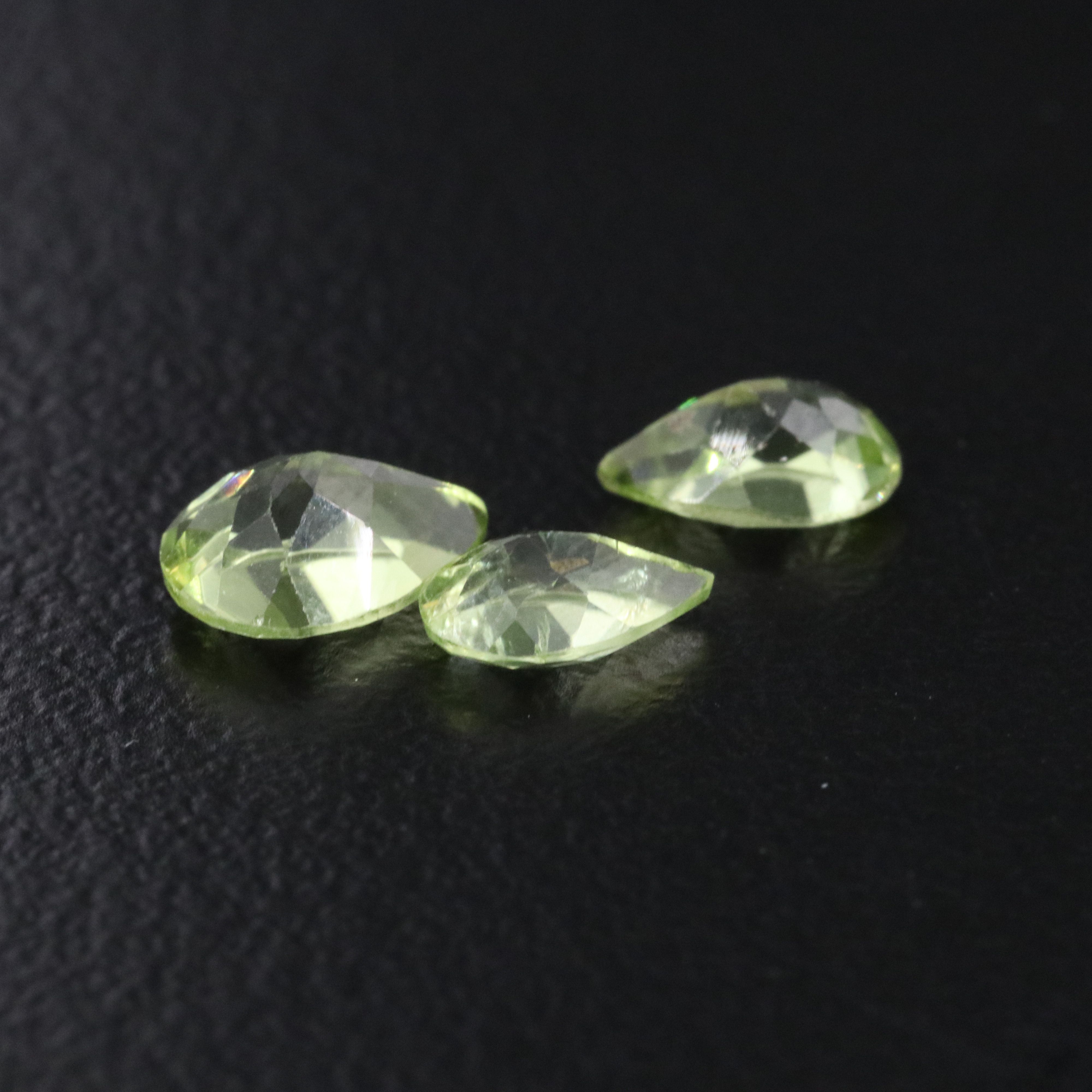 Loose 4.01 CTW Peridot Lot