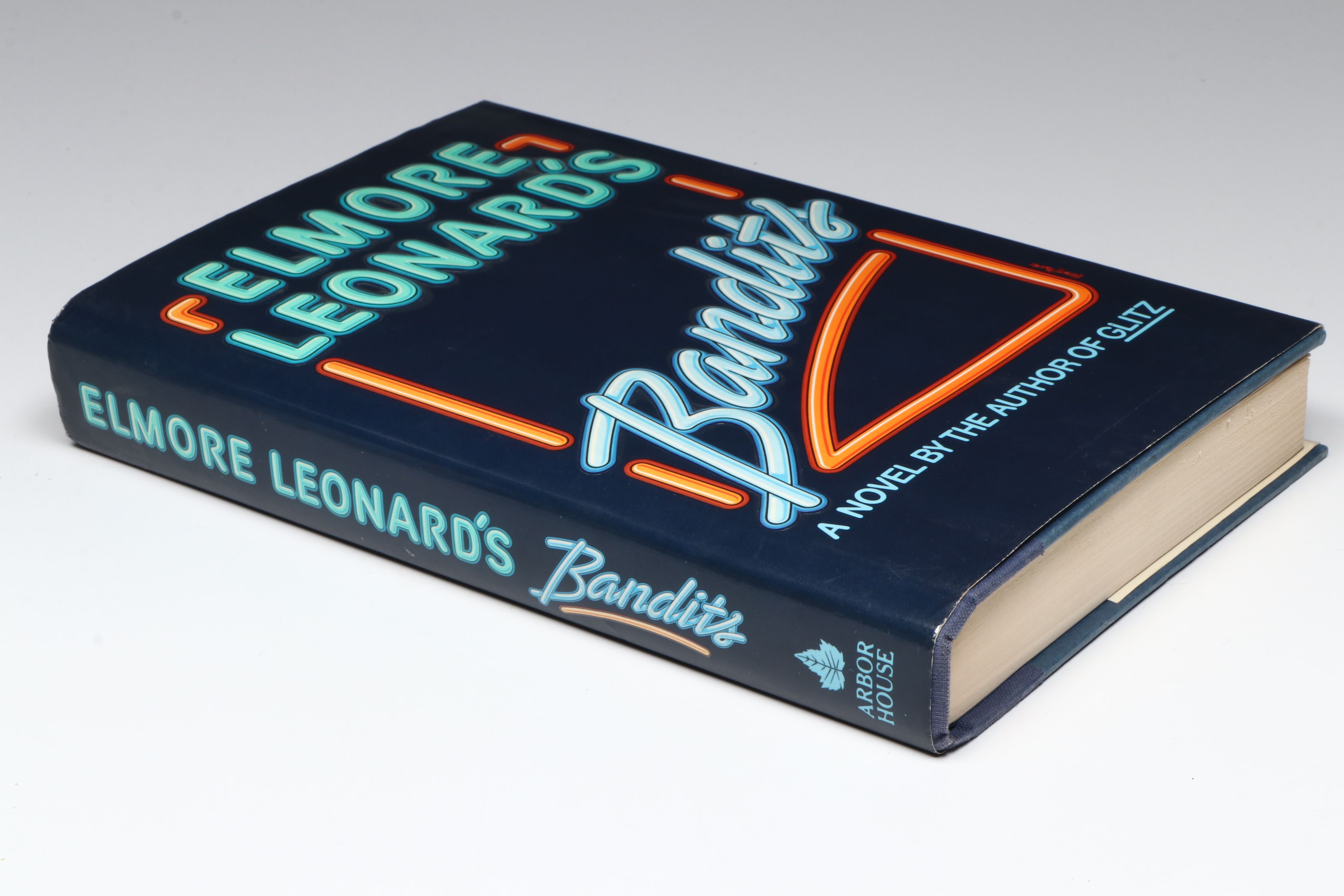 Signed First Trade Edition "Bandits" by Elmore Leonard, 1987