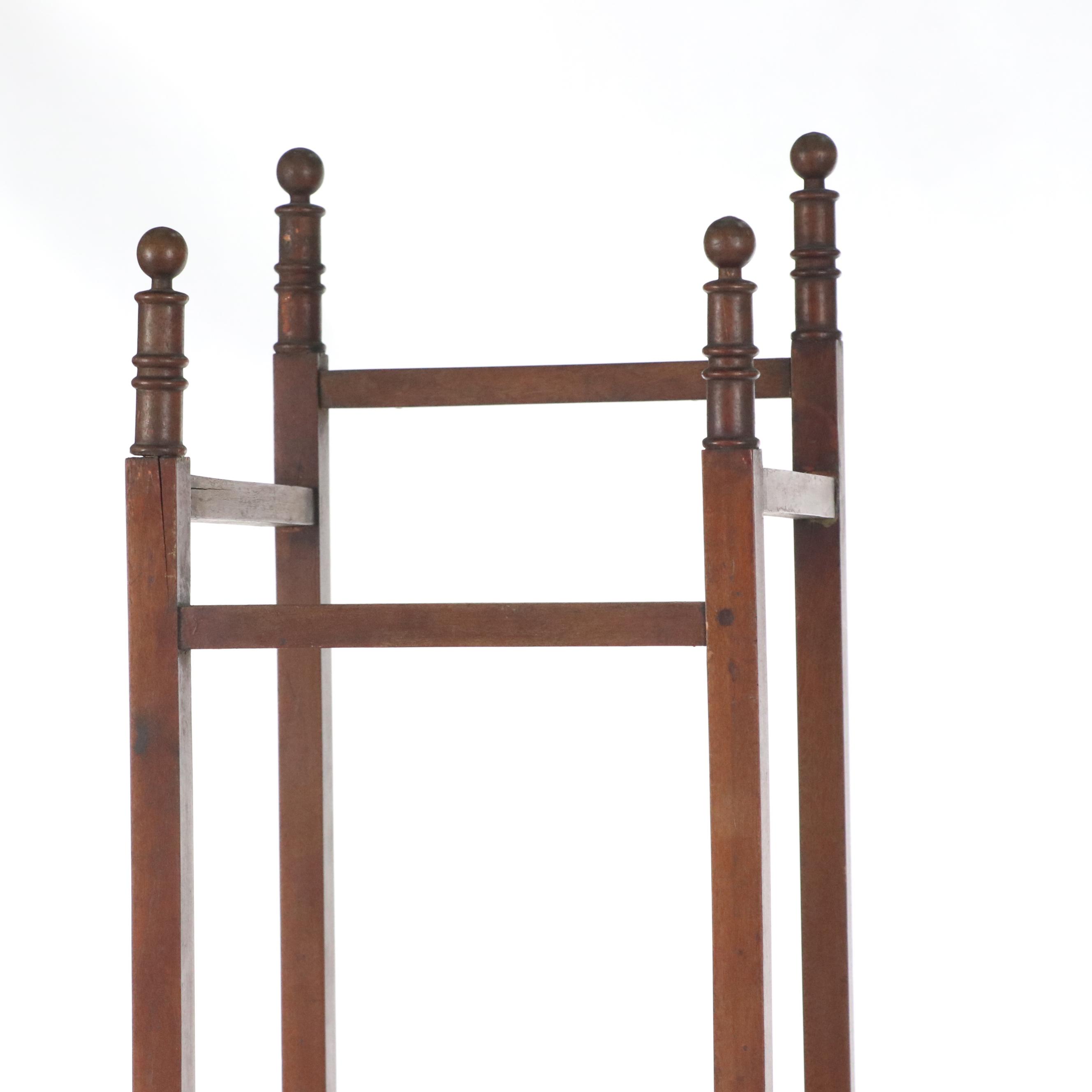 Aesthetic Movement Walnut Hall Stand, Late 19th Century