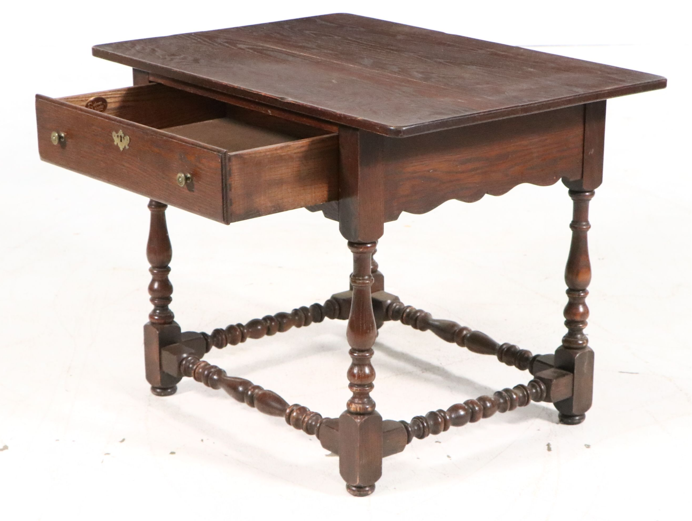 Cushman Classics Colonial Revival Oak Tavern Table