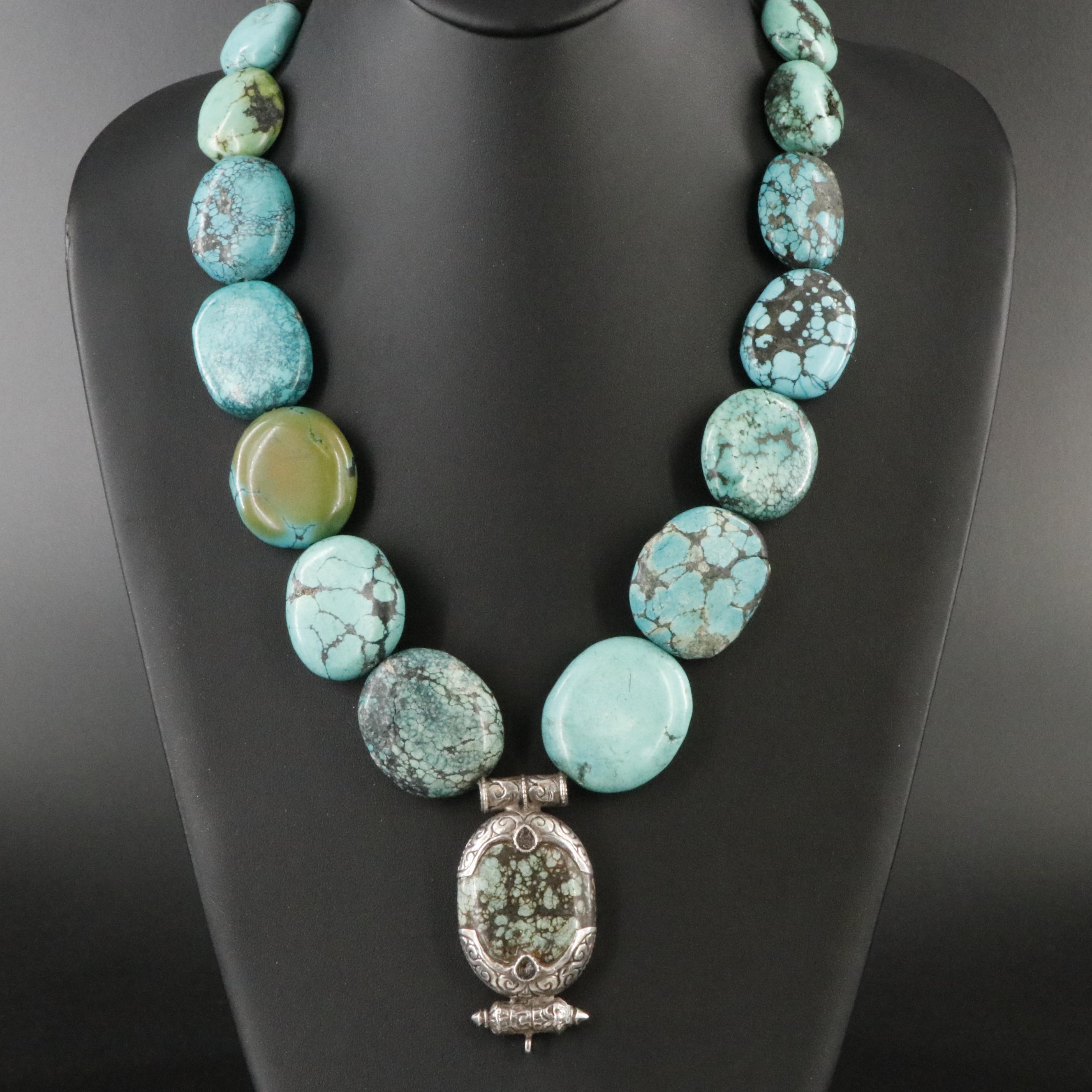 900 Silver Turquoise Bead Necklace