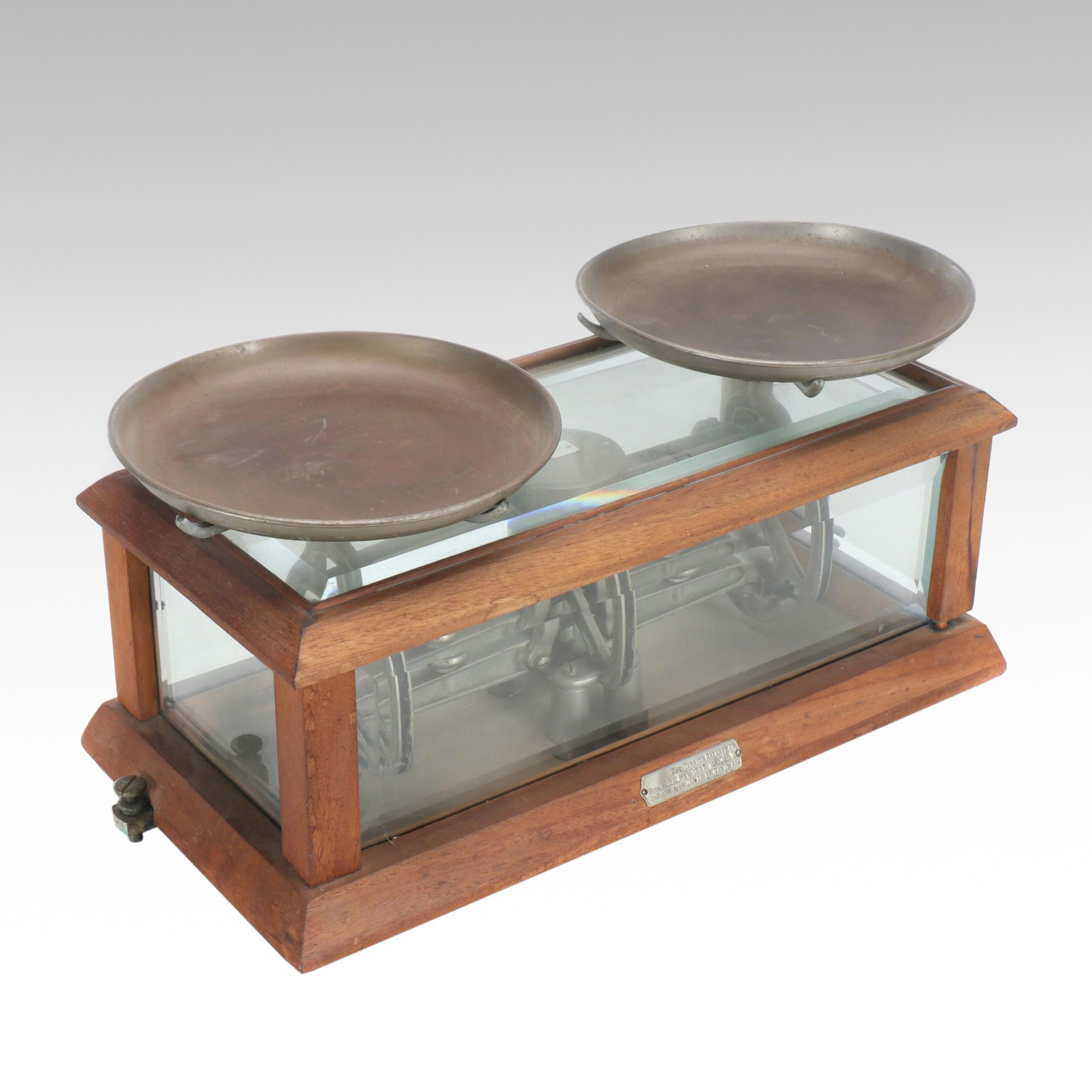 The Torsion Balance Co. Mahogany and Glass Scale, Early 20th Century