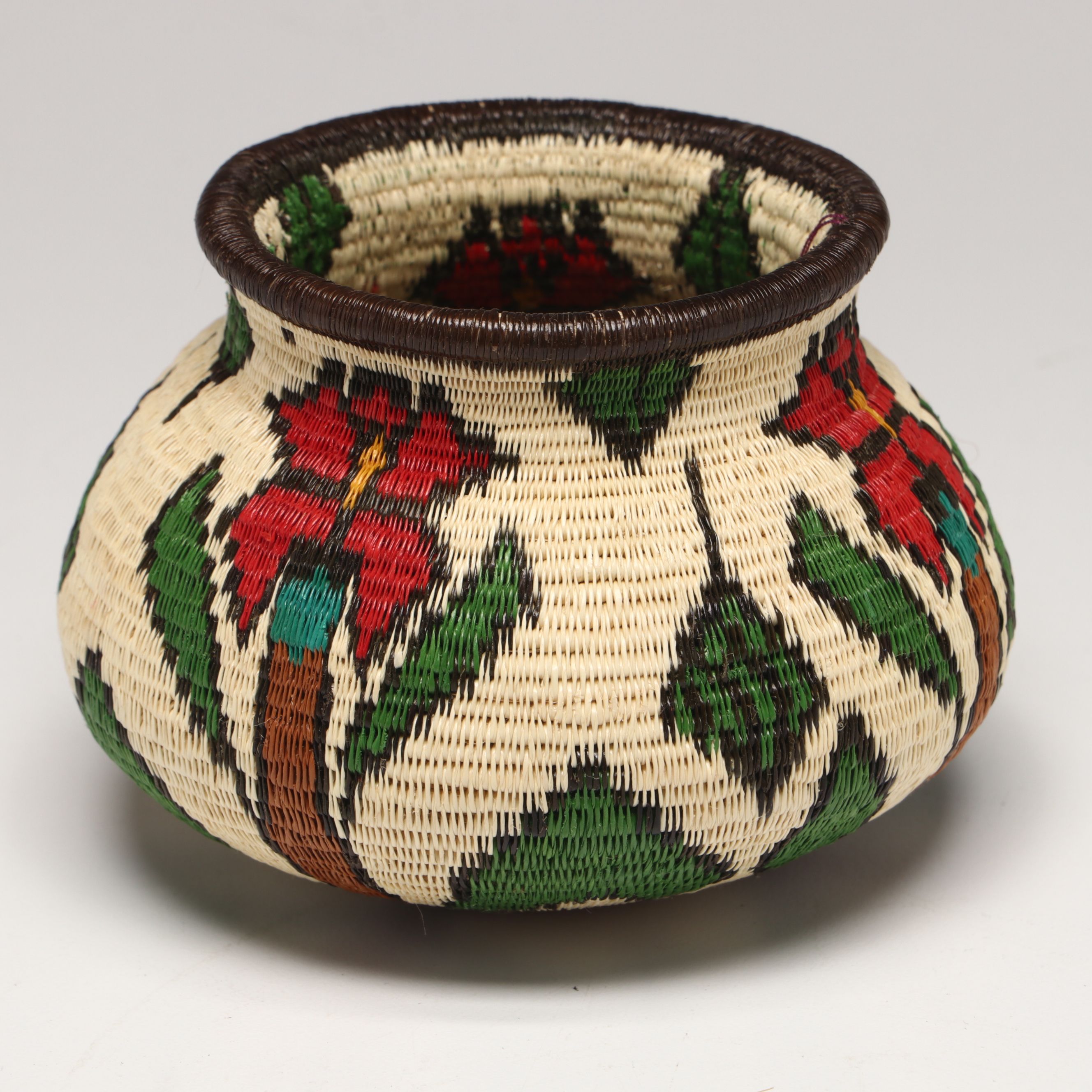 Yanila Chocho and Other Emberá-Wounaan Handwoven Chunga Palm Fiber Basket