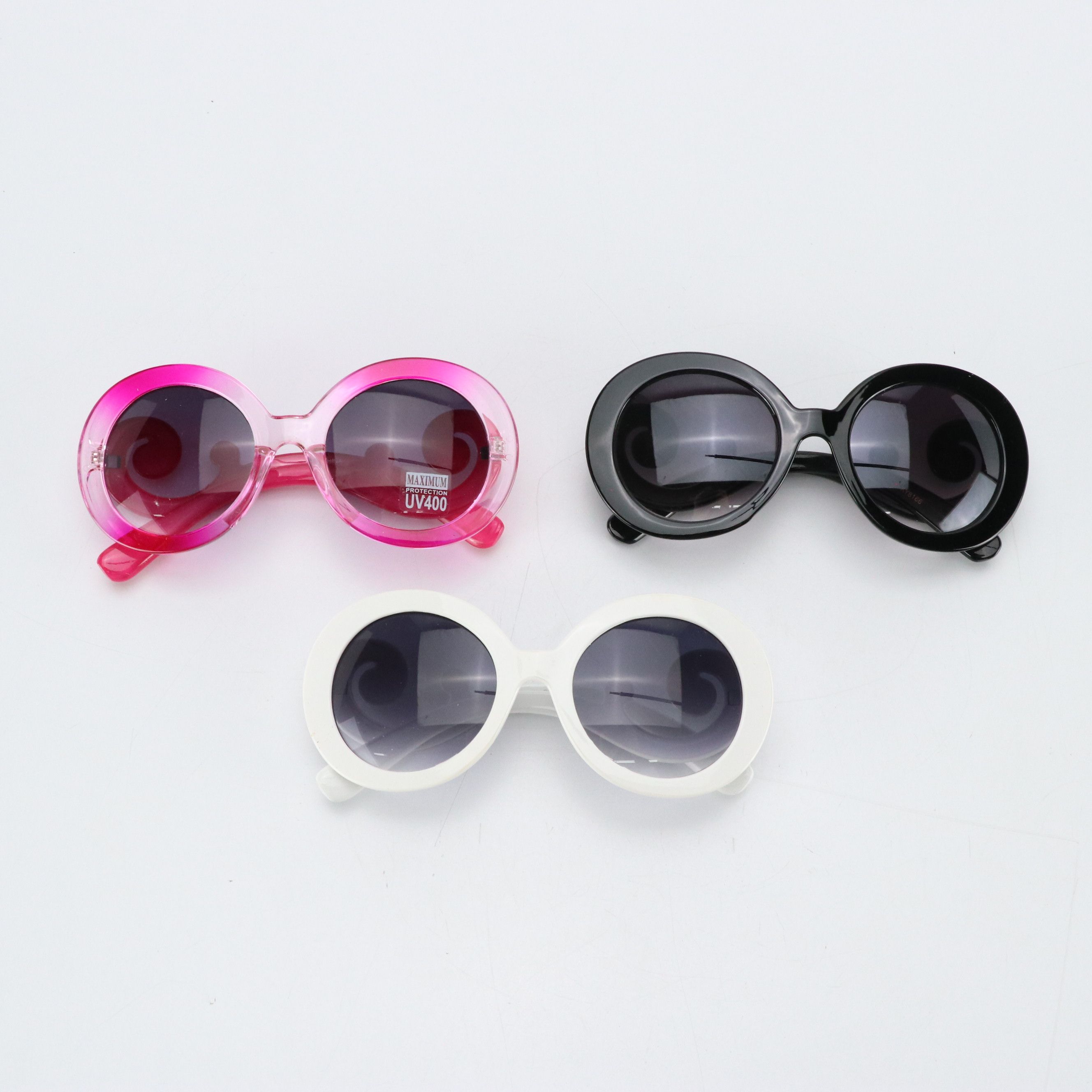 Round Gradient Lens Sunglasses with Soft Case