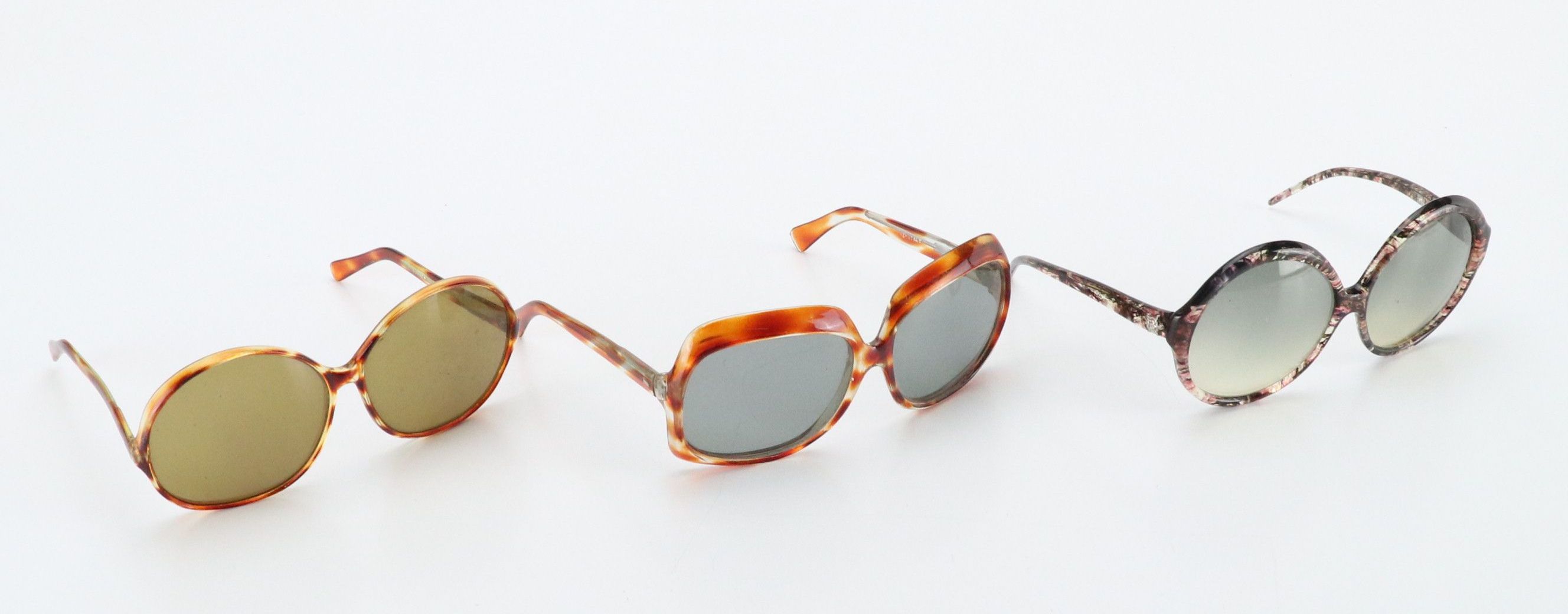Trigère Vintage Round Sunglasses with Other Oversized Honey Brown Sunglasses