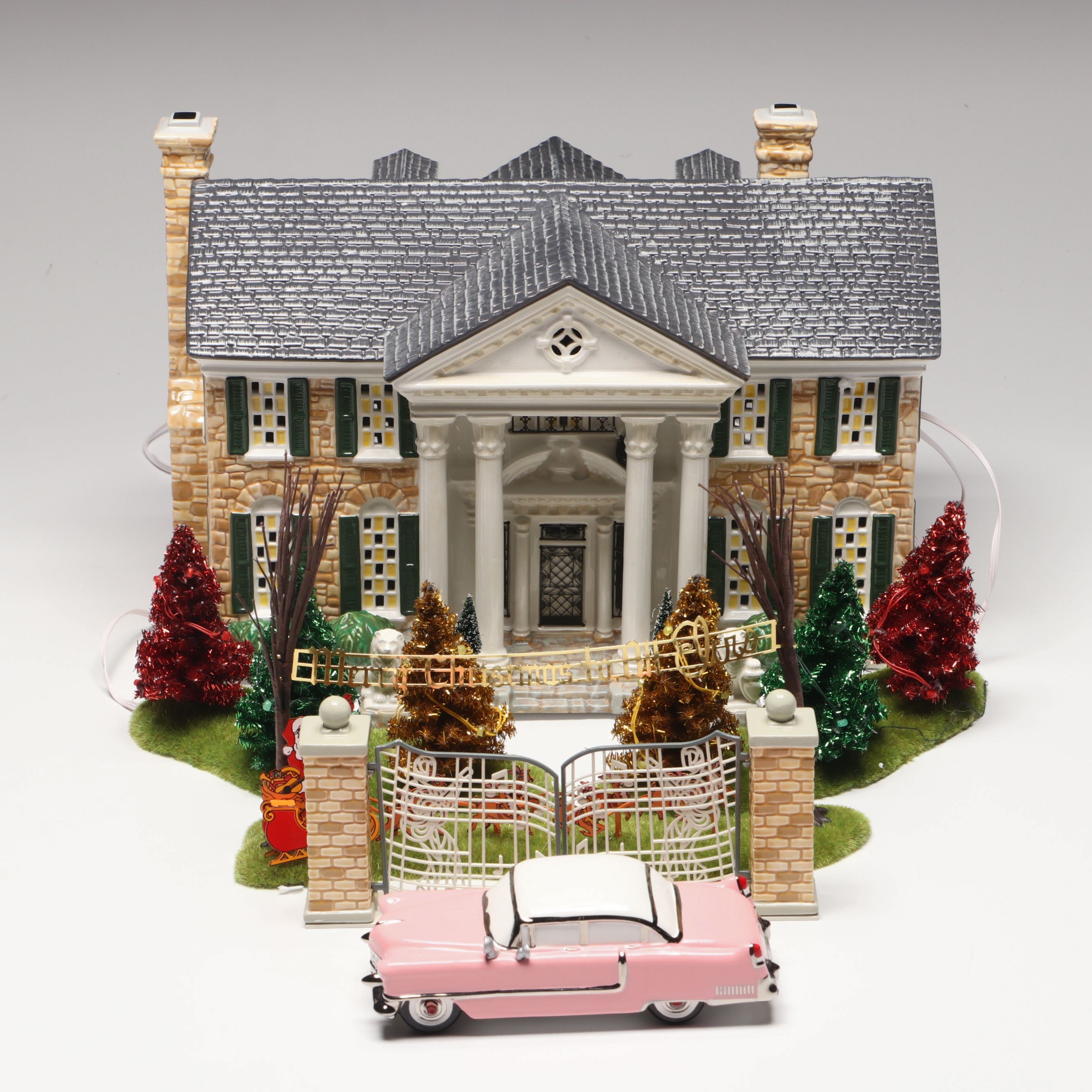 Special Edition Gift Set of "Elvis Presley's Graceland" by Department 56