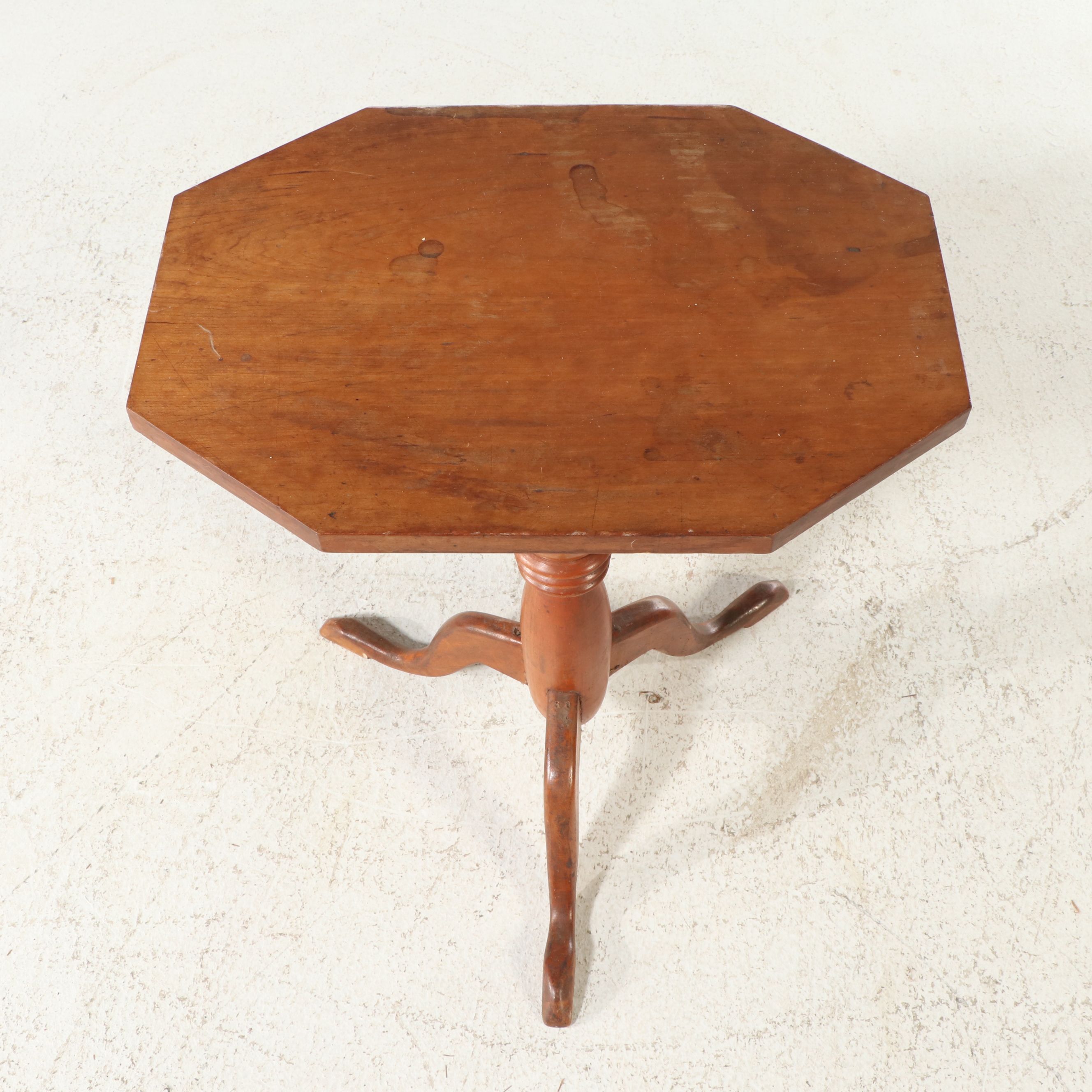 American Federal Style Maple Octagonal Candle Stand
