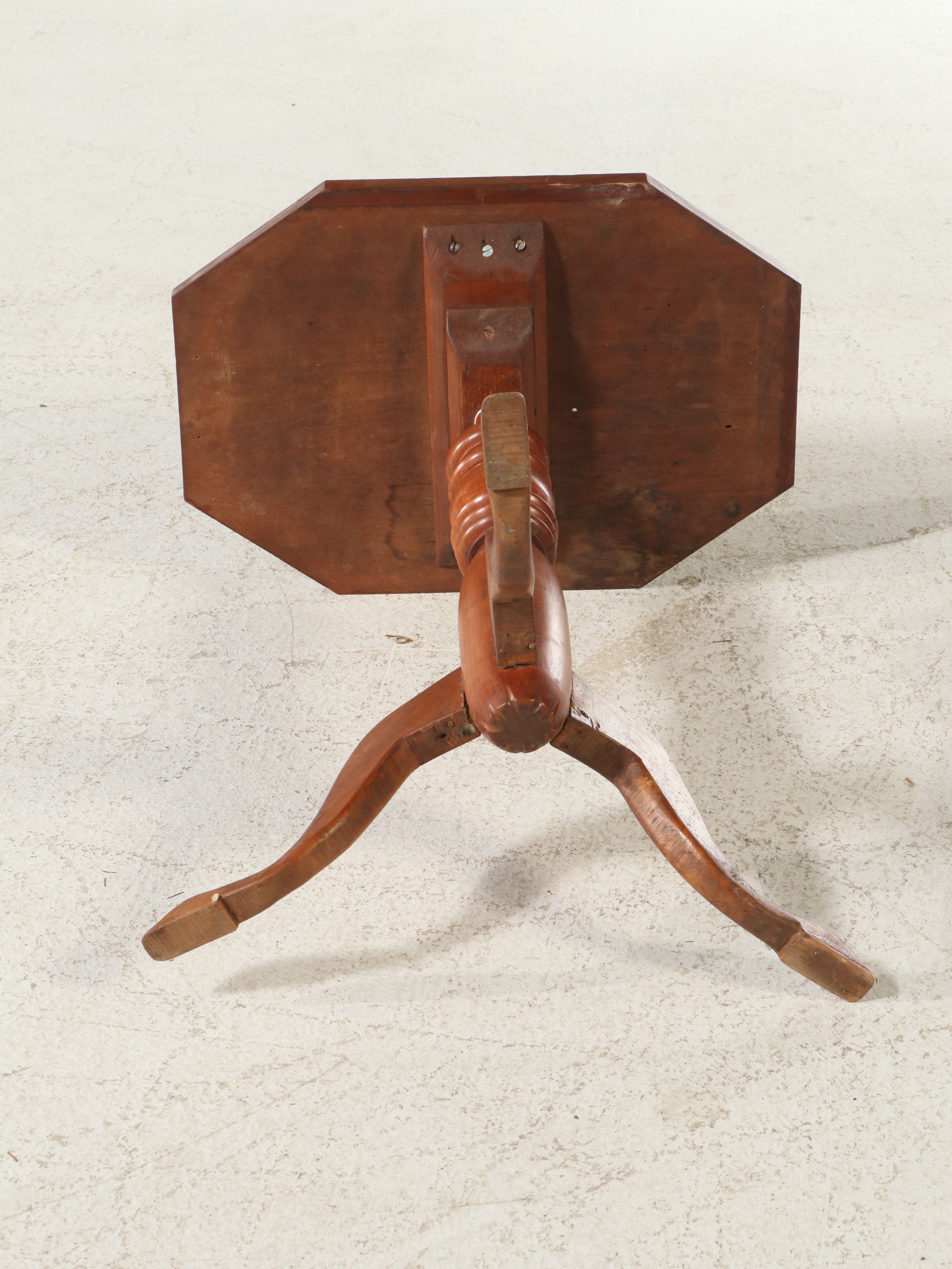 American Federal Style Maple Octagonal Candle Stand