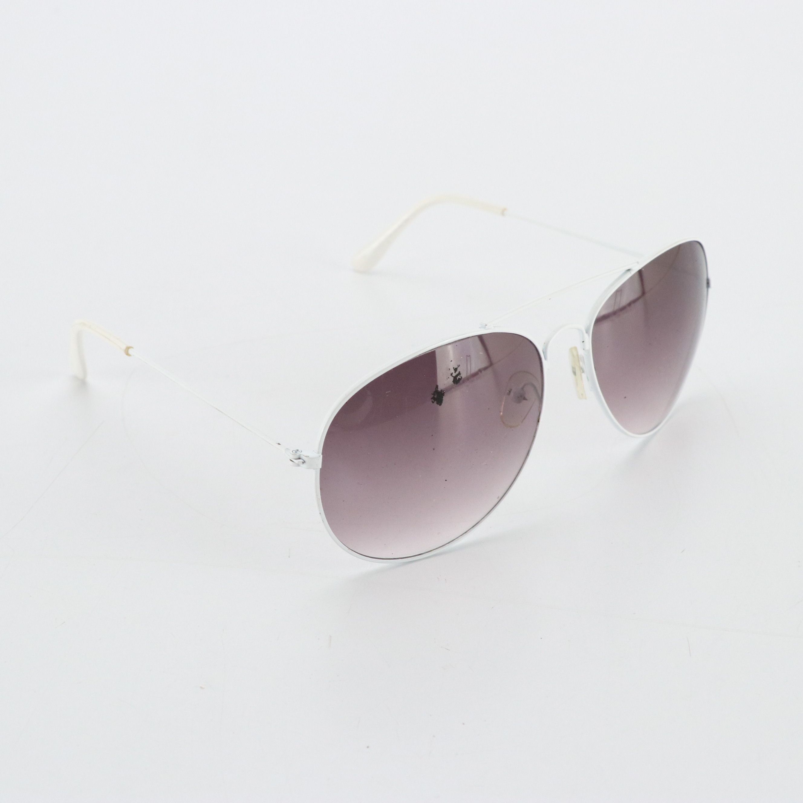 Metal Frame Aviator Sunglasses