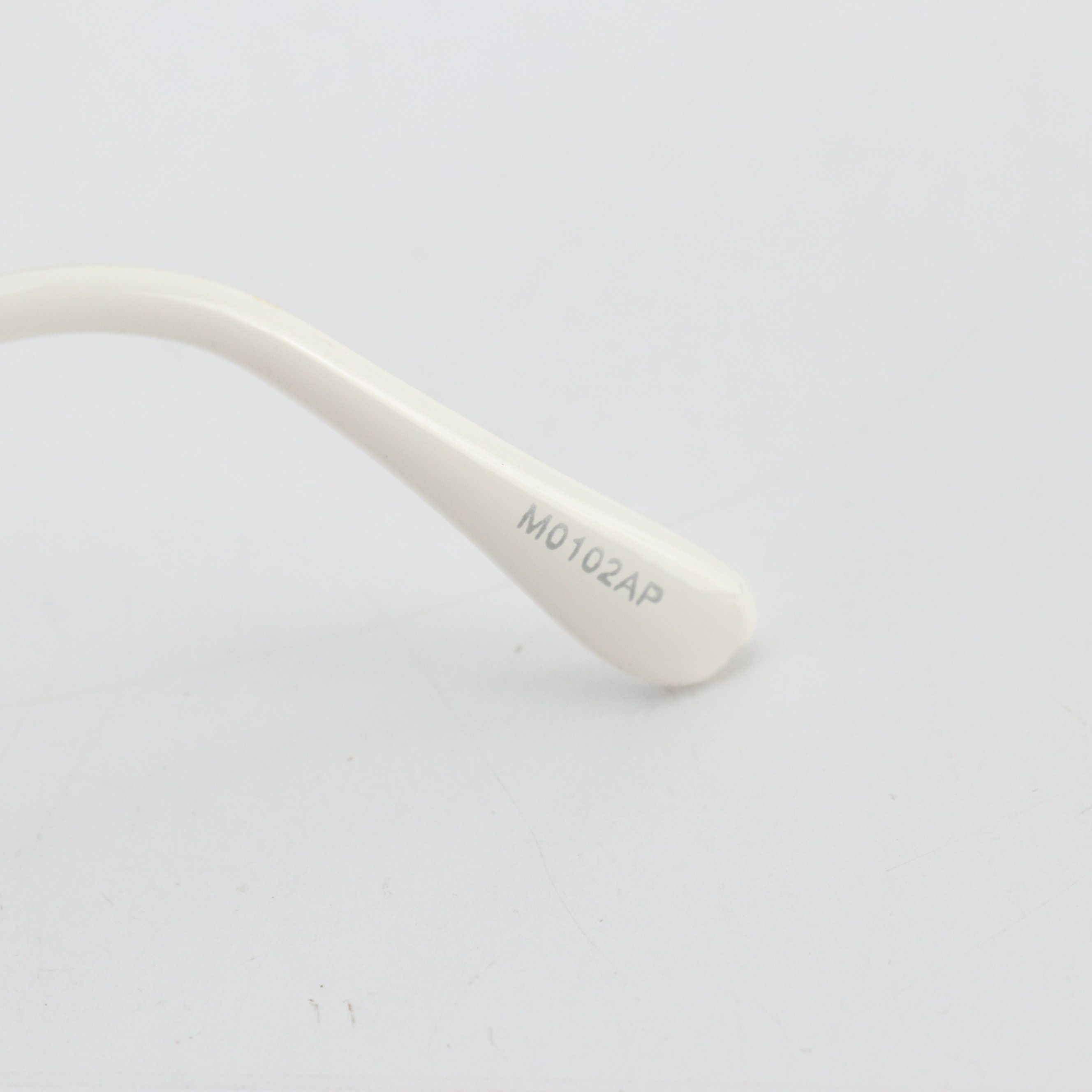 Metal Frame Aviator Sunglasses