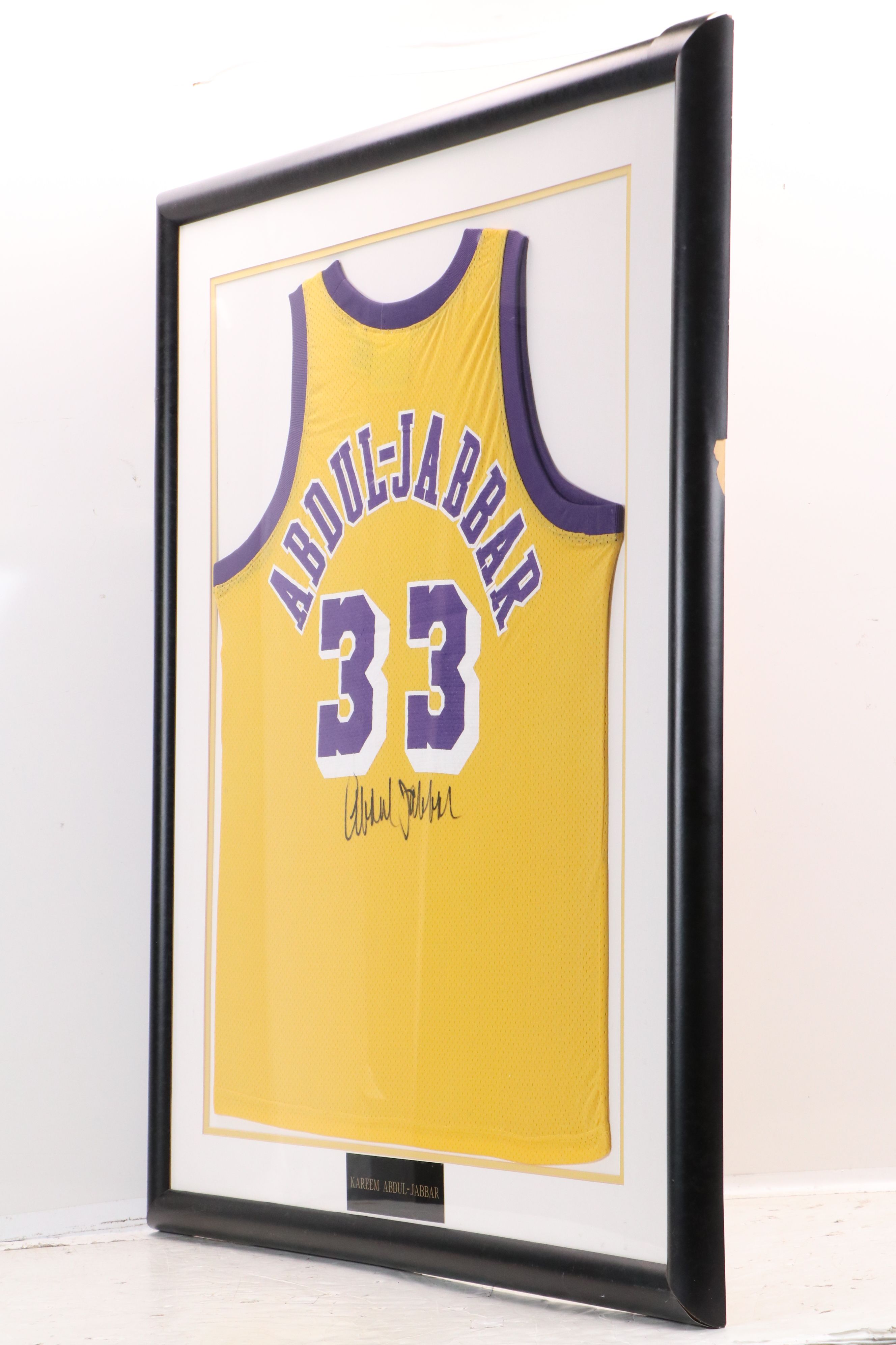 Kareem Abdul-Jabbar Signed Los Angeles Lakers Basketball Jersey in Matted Frame