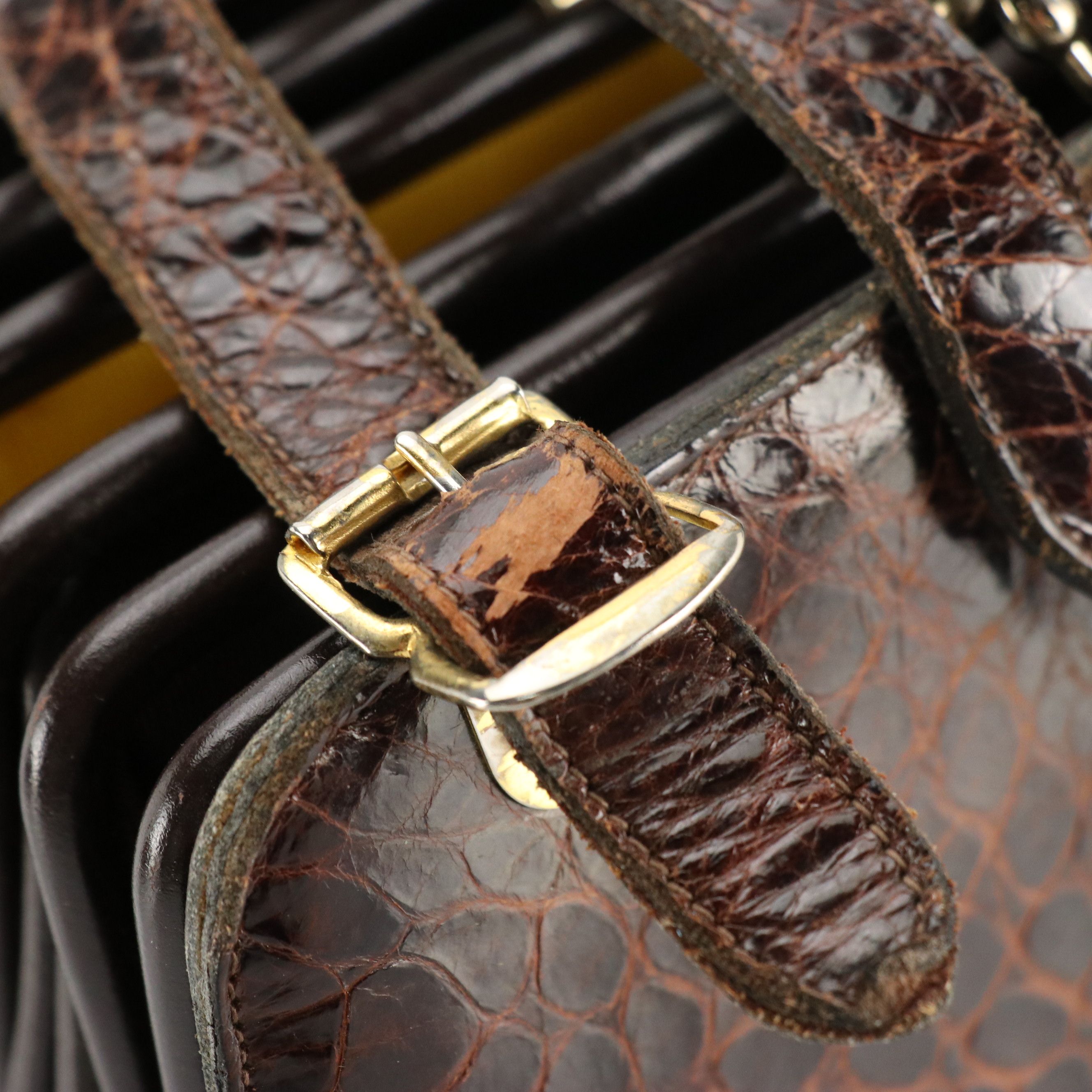 Bellestone Brown Lizard Skin Leather Frame Handbag, Other Vintage Accordion Bag