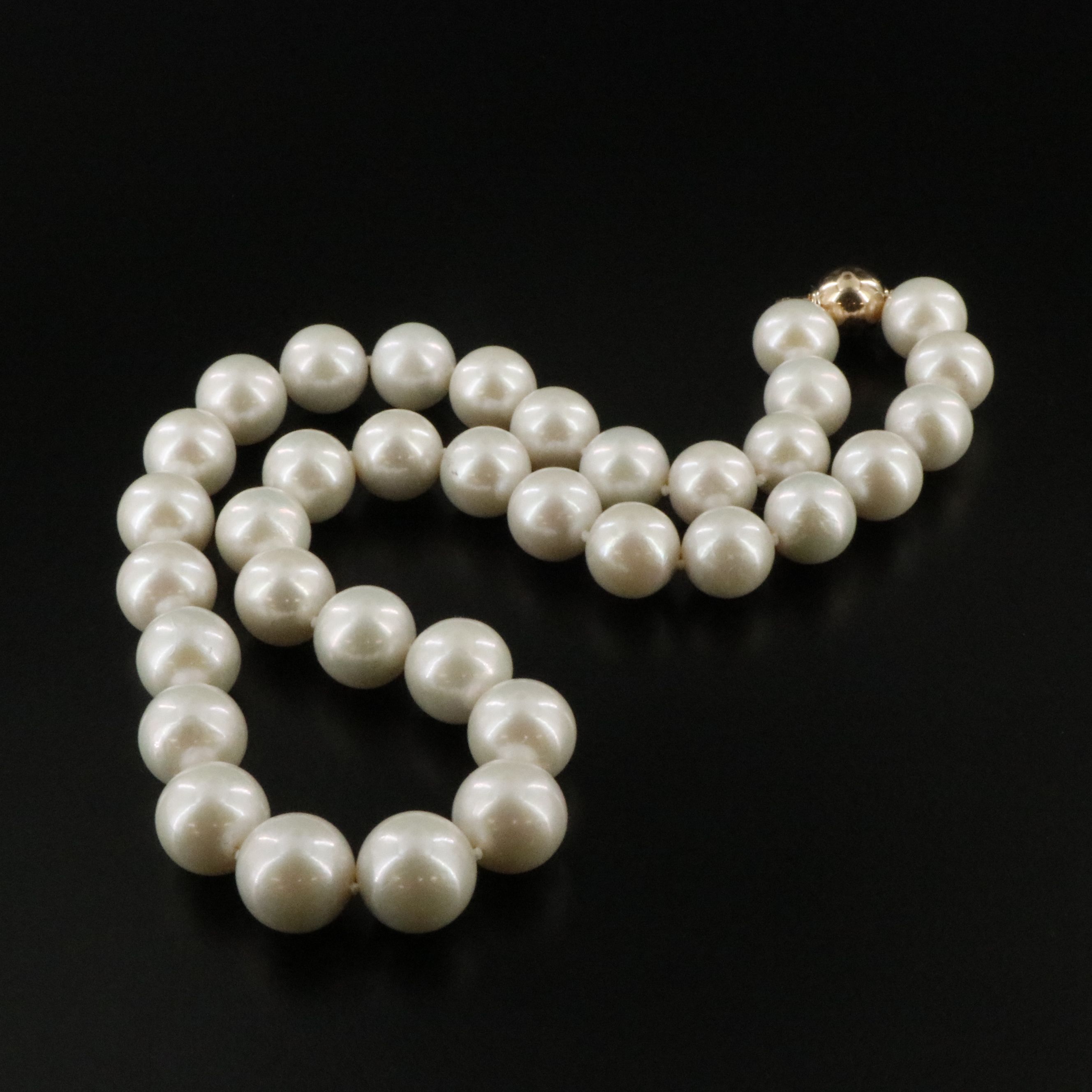 Pearl Necklace with 14K Clasp