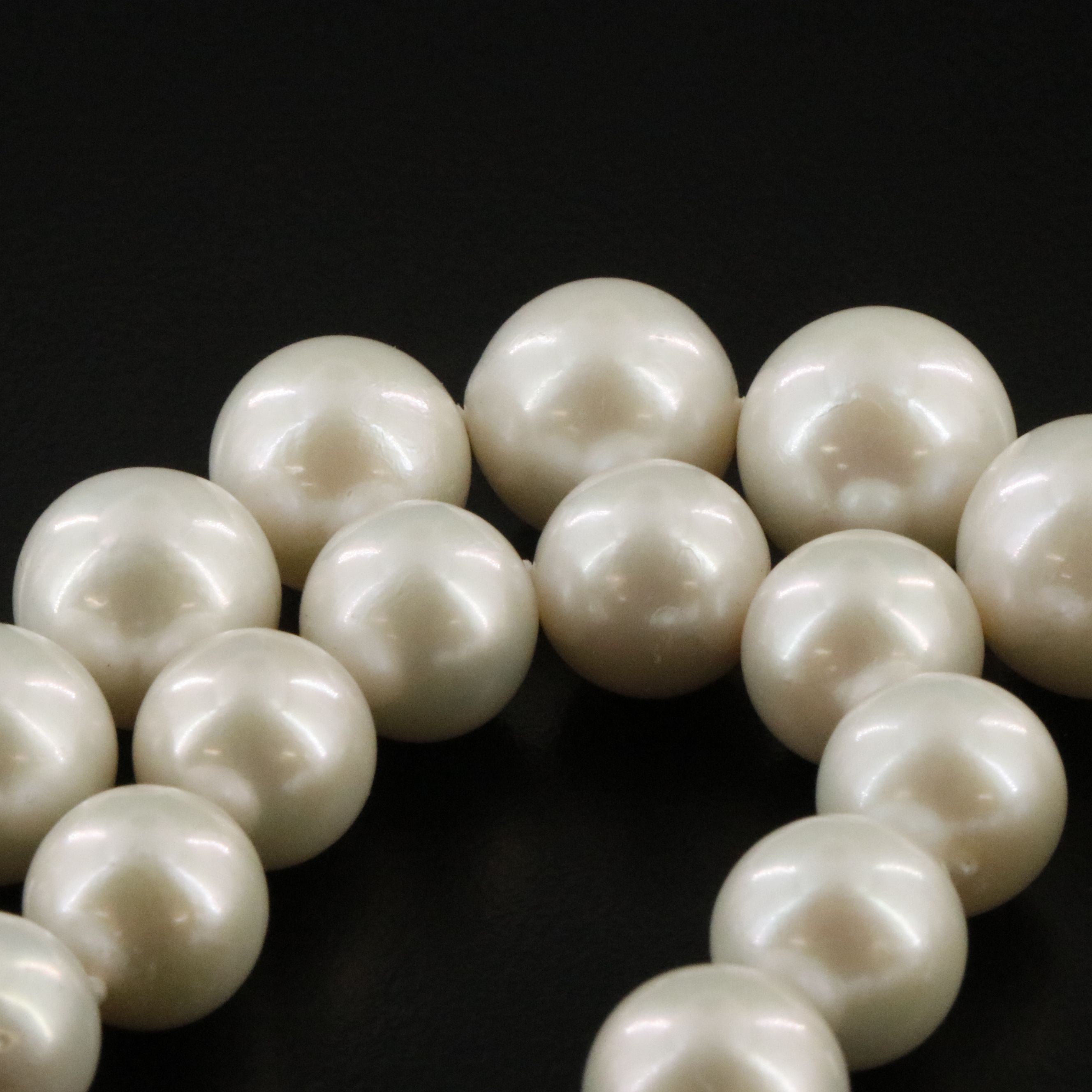 Pearl Necklace with 14K Clasp