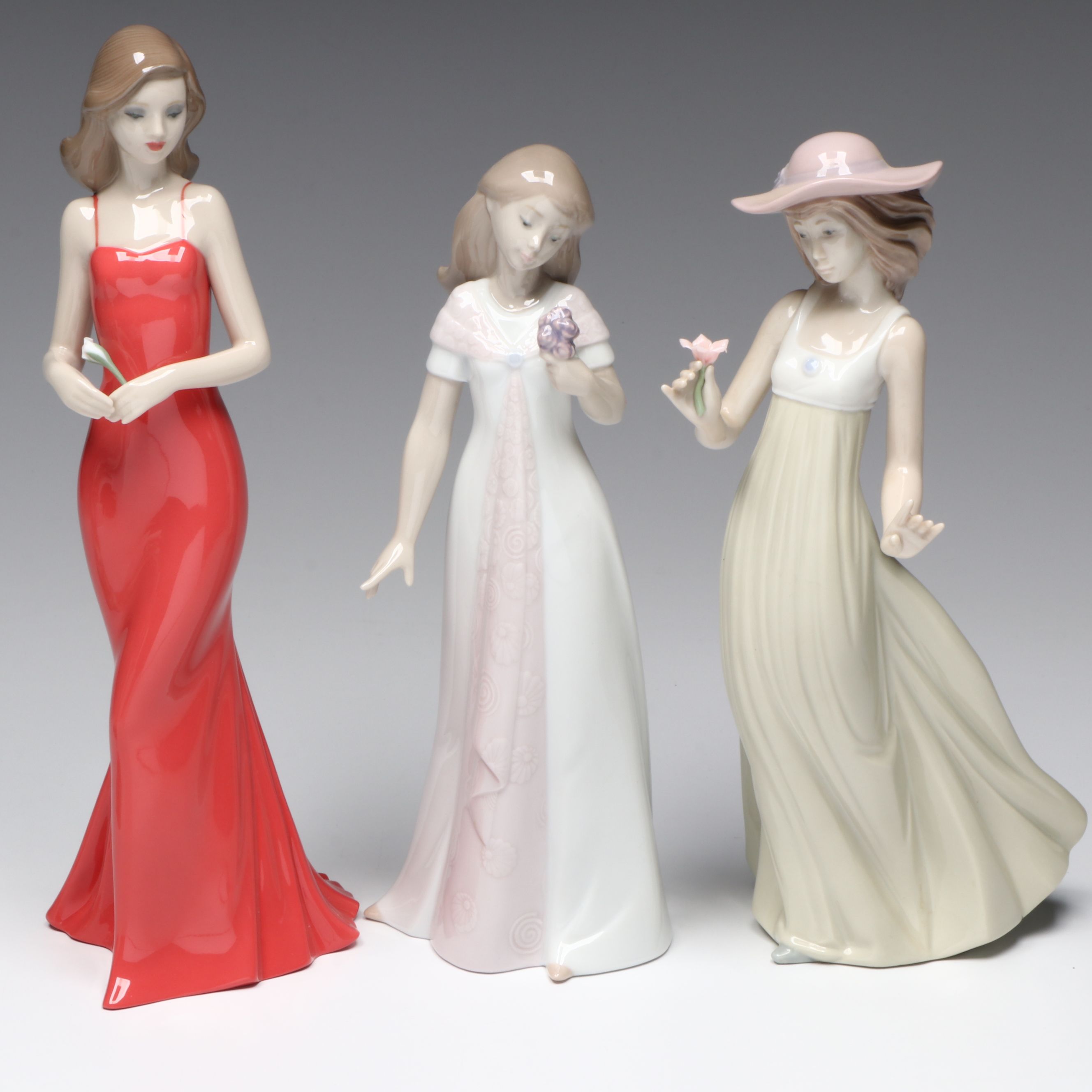 Nao "The Elegance of A Rose" with Other Women with Flowers Porcelain Figures