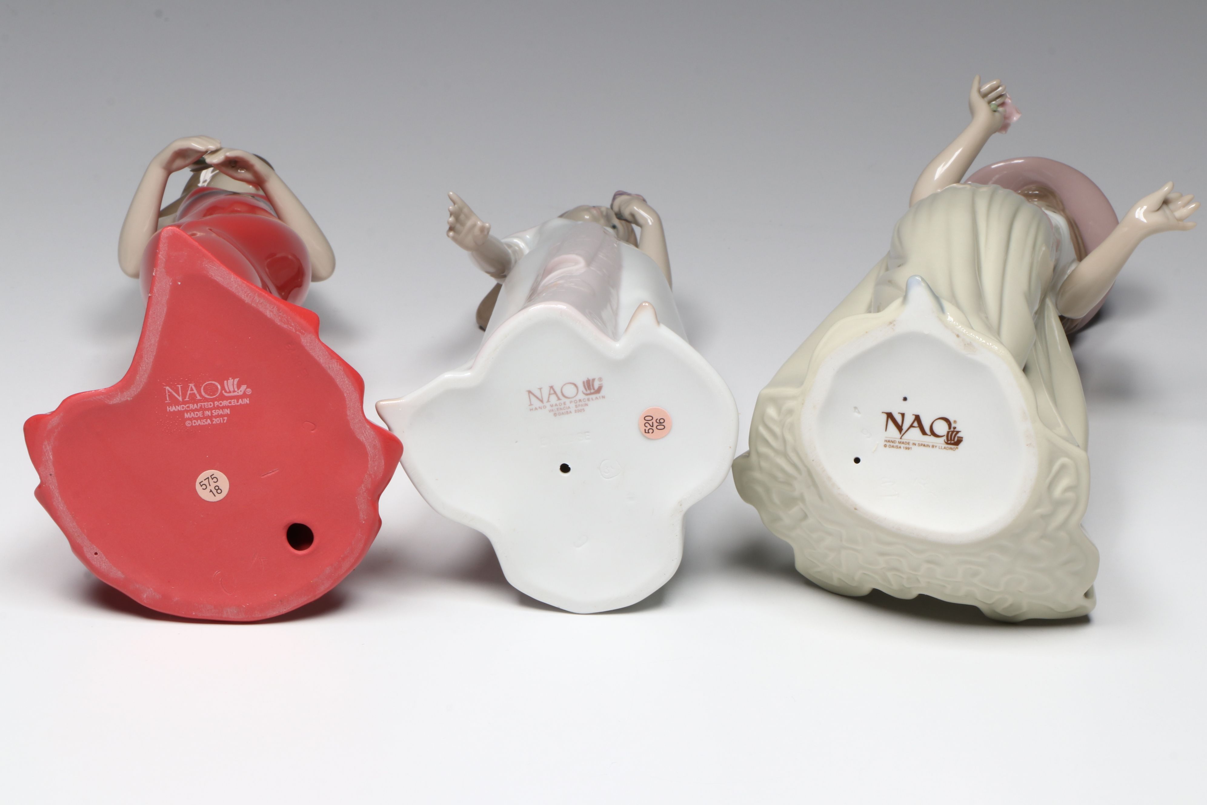 Nao "The Elegance of A Rose" with Other Women with Flowers Porcelain Figures