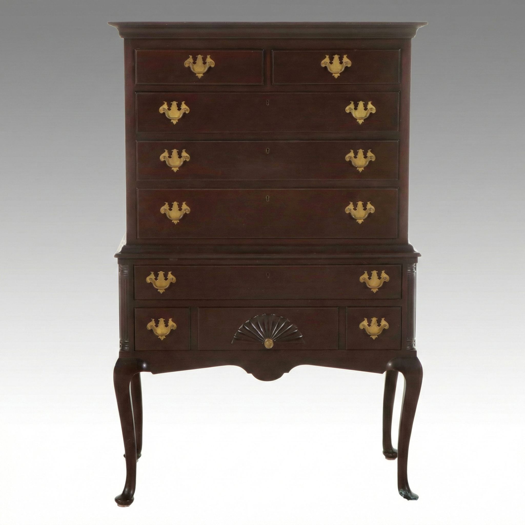 Queen Anne Style Mahogany Chest on Chest, Mid to Late 20th Century