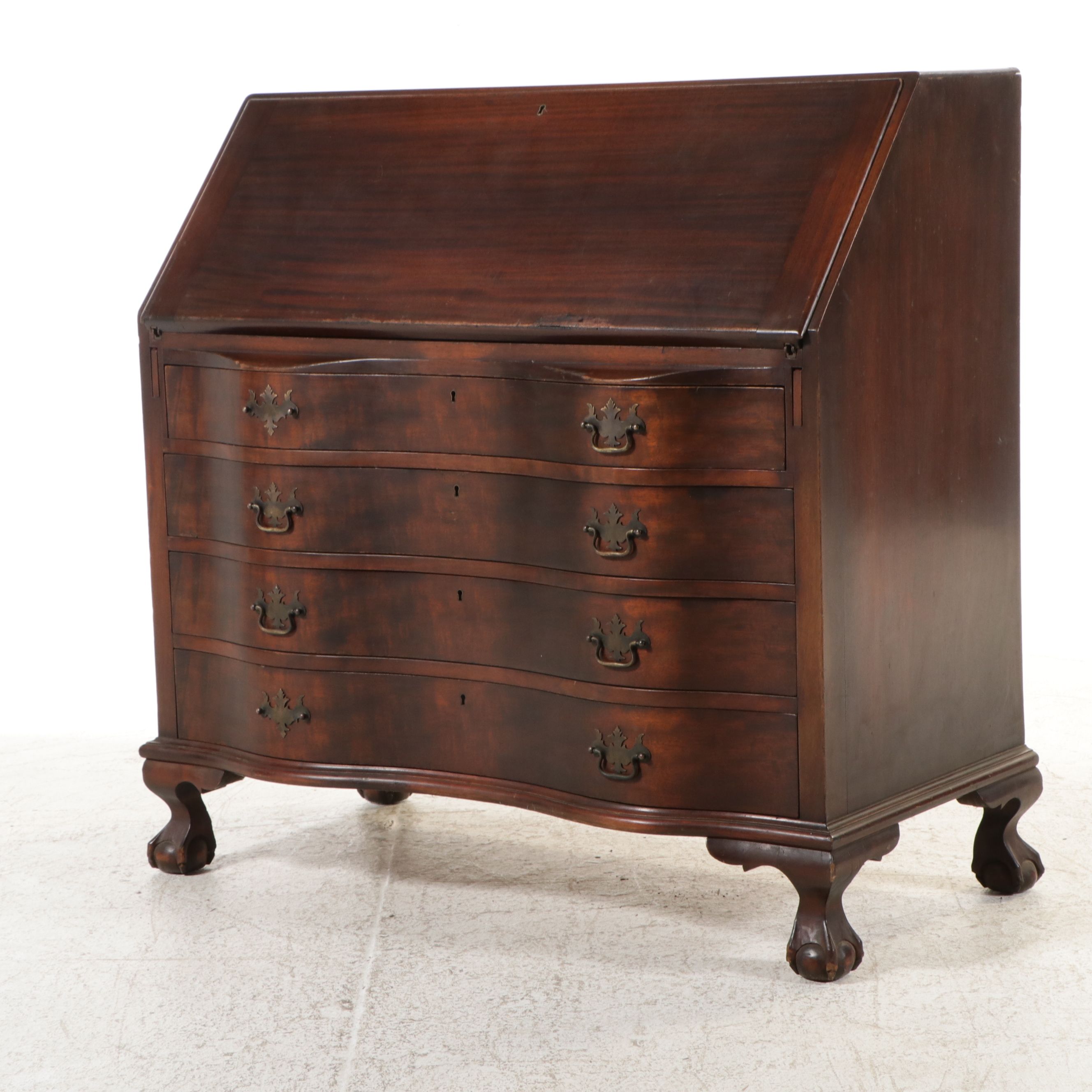 Federal Style Mahogany Serpentine Slant-Front Desk