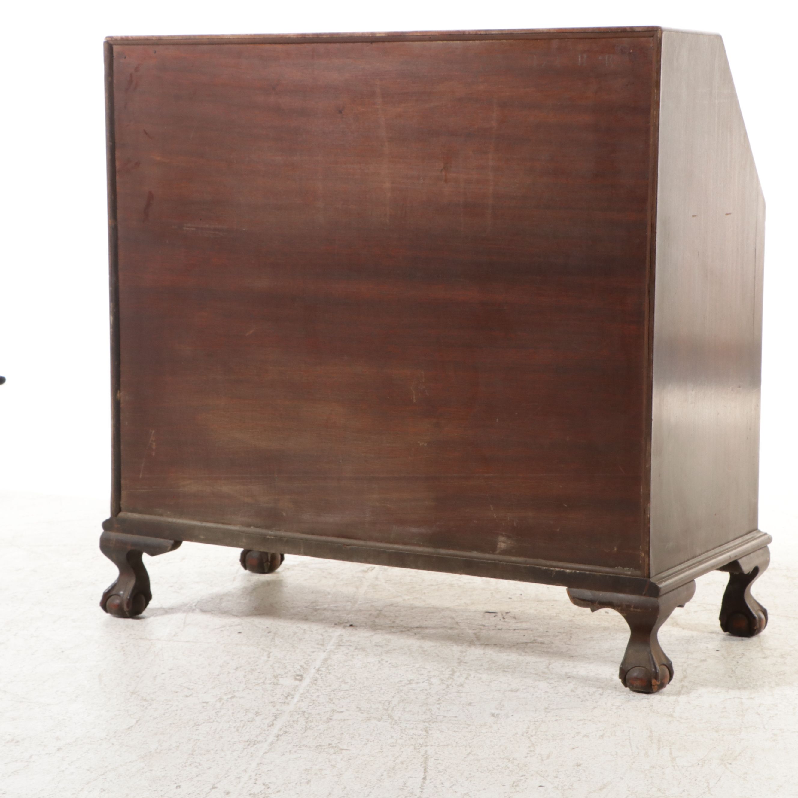 Federal Style Mahogany Serpentine Slant-Front Desk