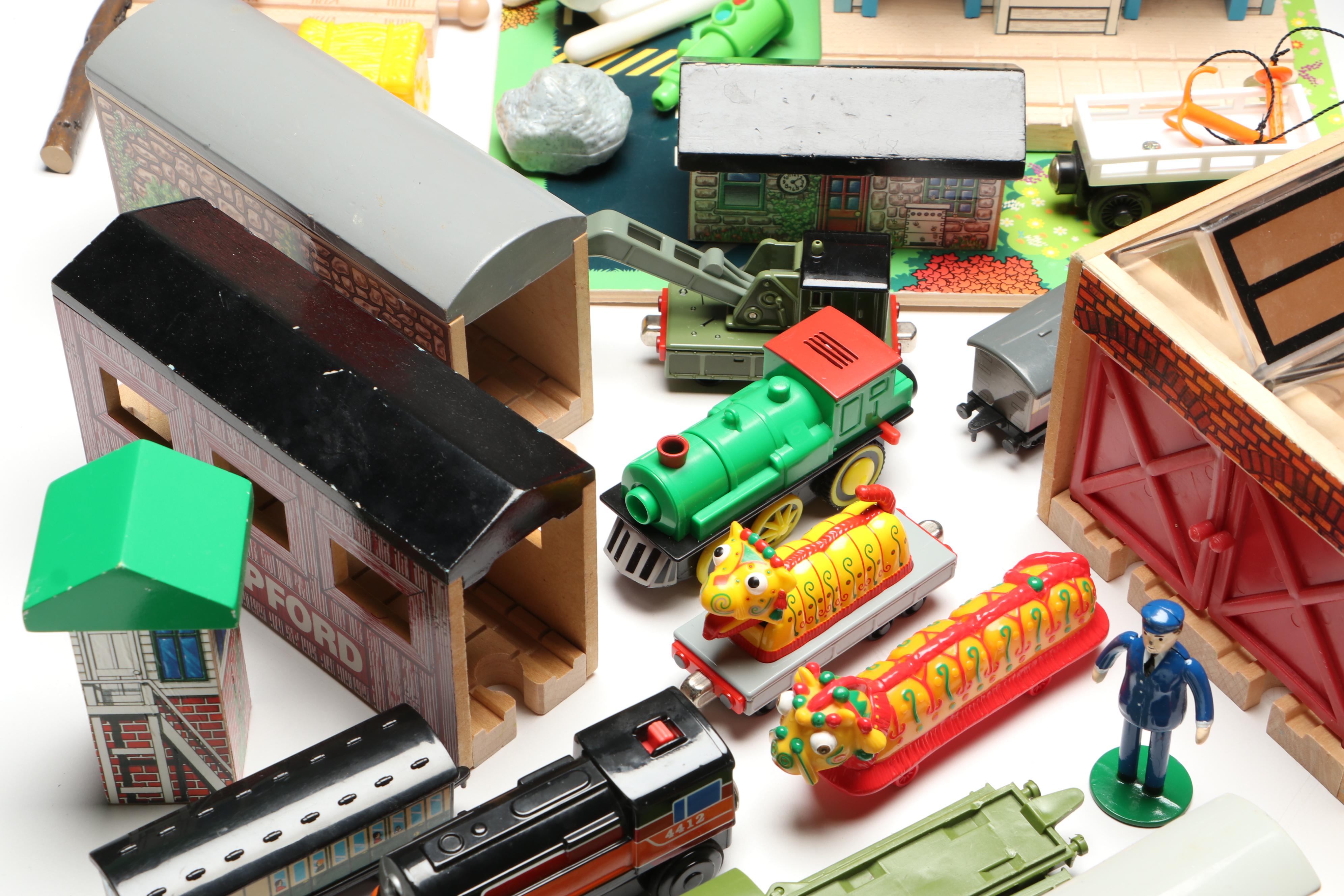 Ertl "Thomas the Tank Engine & Friends" with Other Trains and Accessories