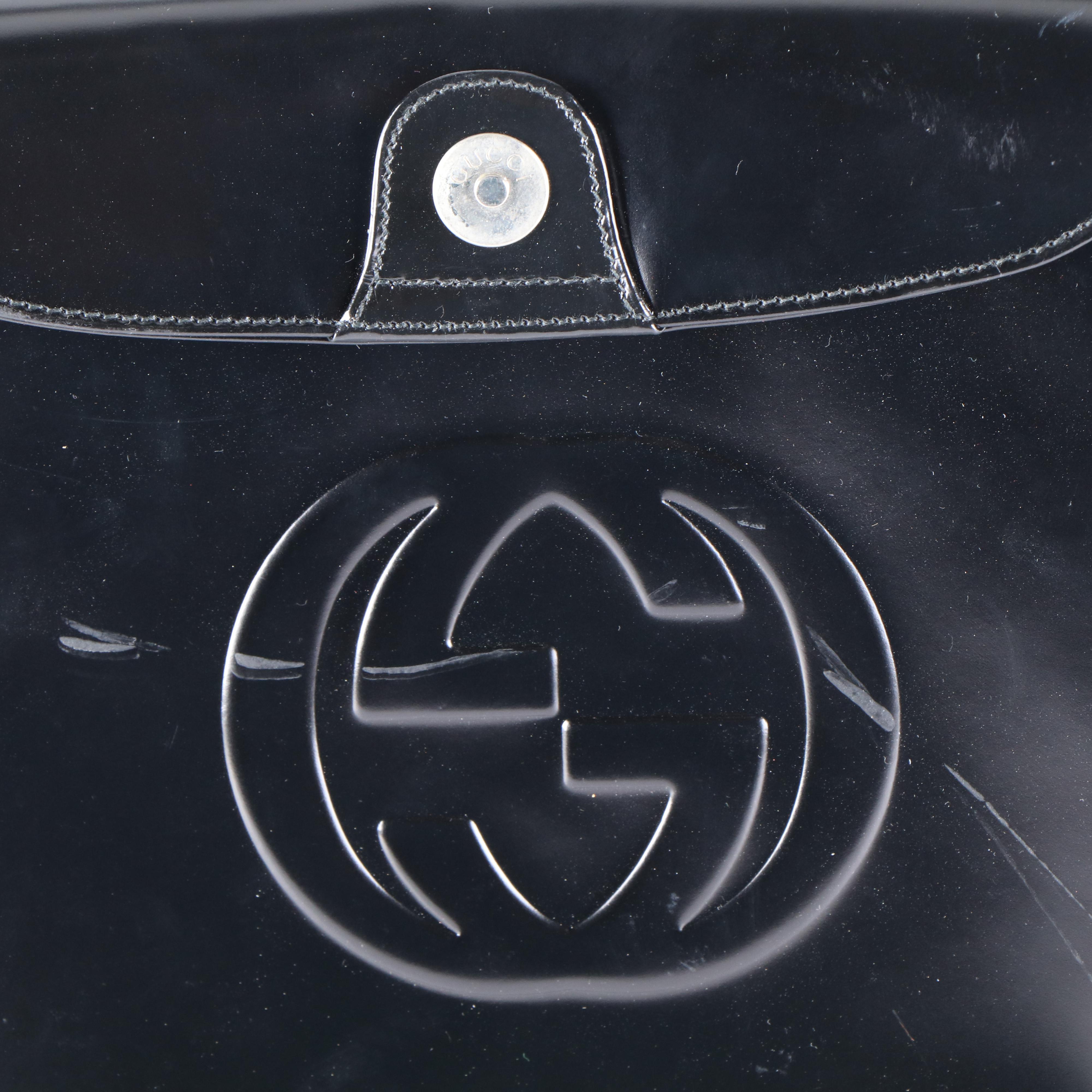 Gucci Interlocking G Shoulder Bag in Black Patent Leather