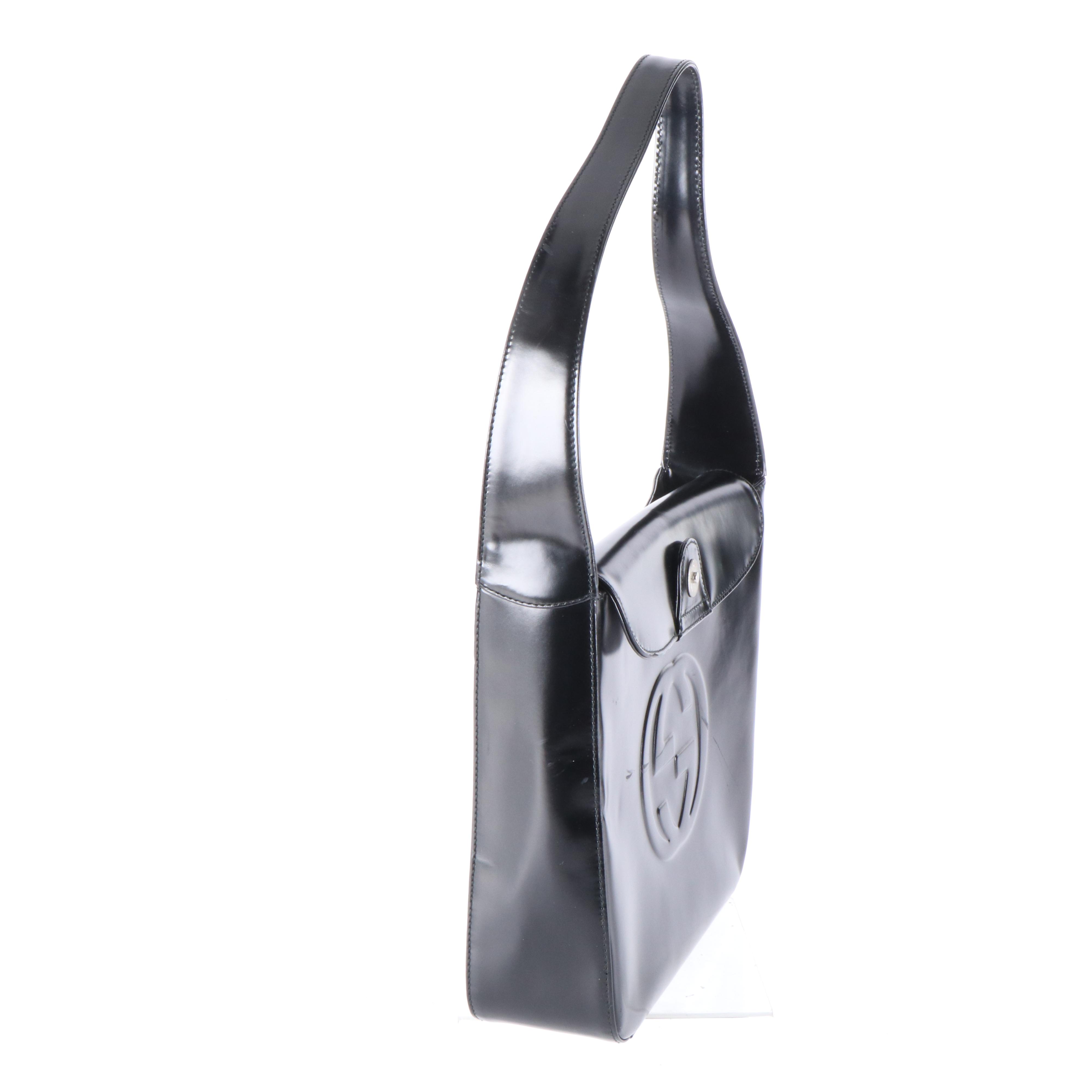 Gucci Interlocking G Shoulder Bag in Black Patent Leather