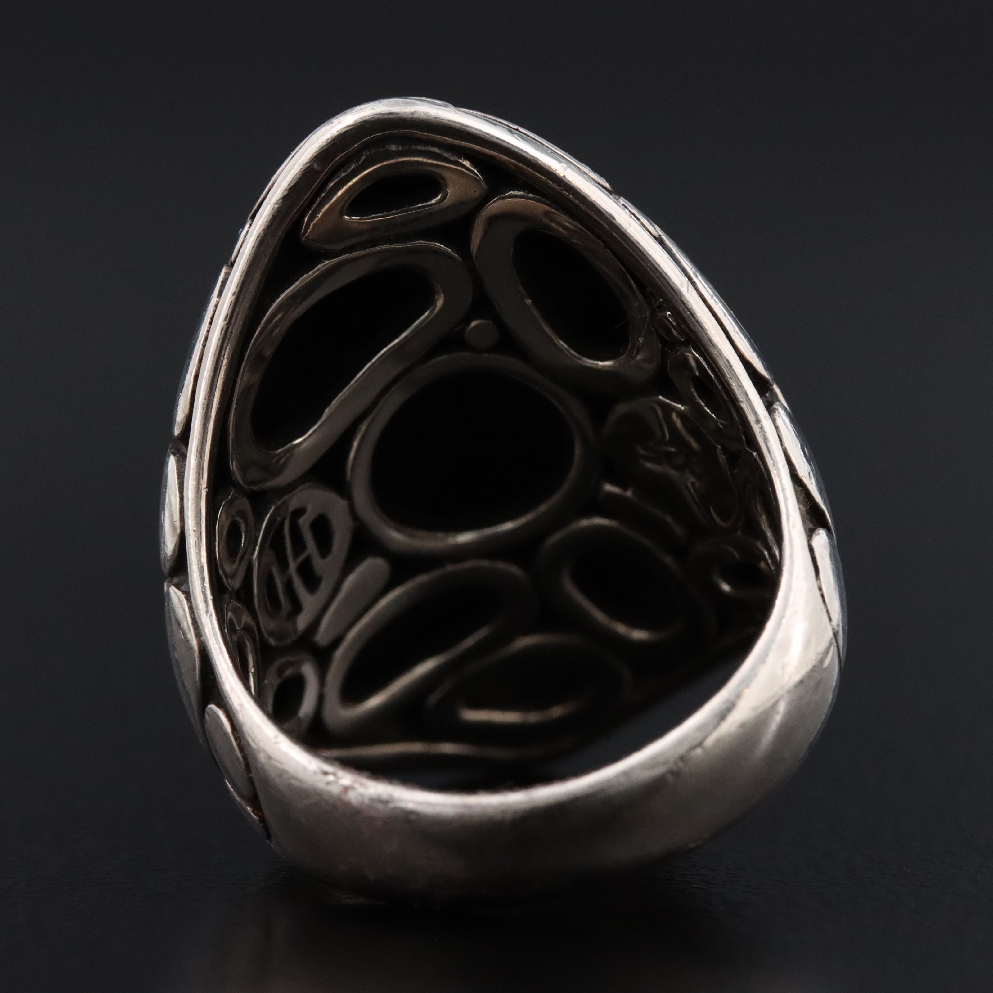 John Hardy Kali Pebble Sterling Navette Dome Ring