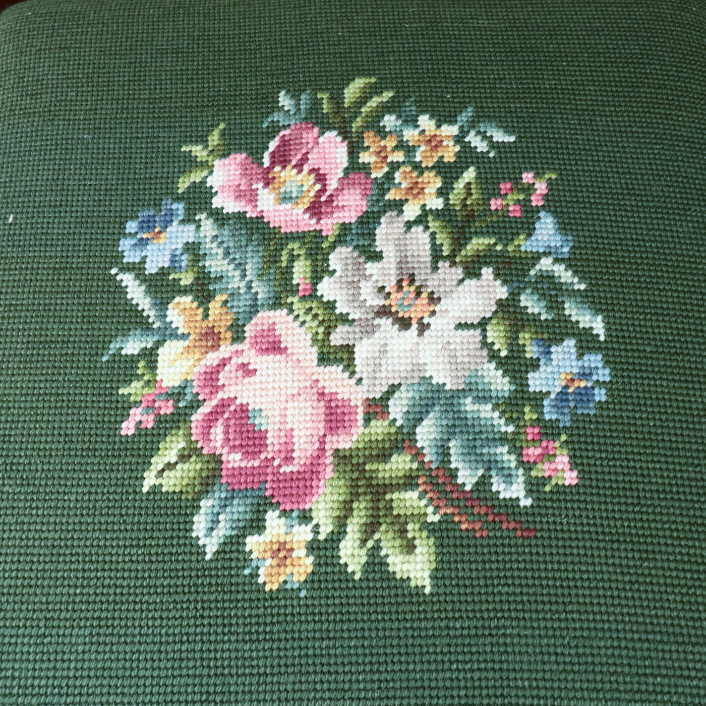 Bernhardt Classical Style Mahogany Dining Set, Mid to Late 20th Century