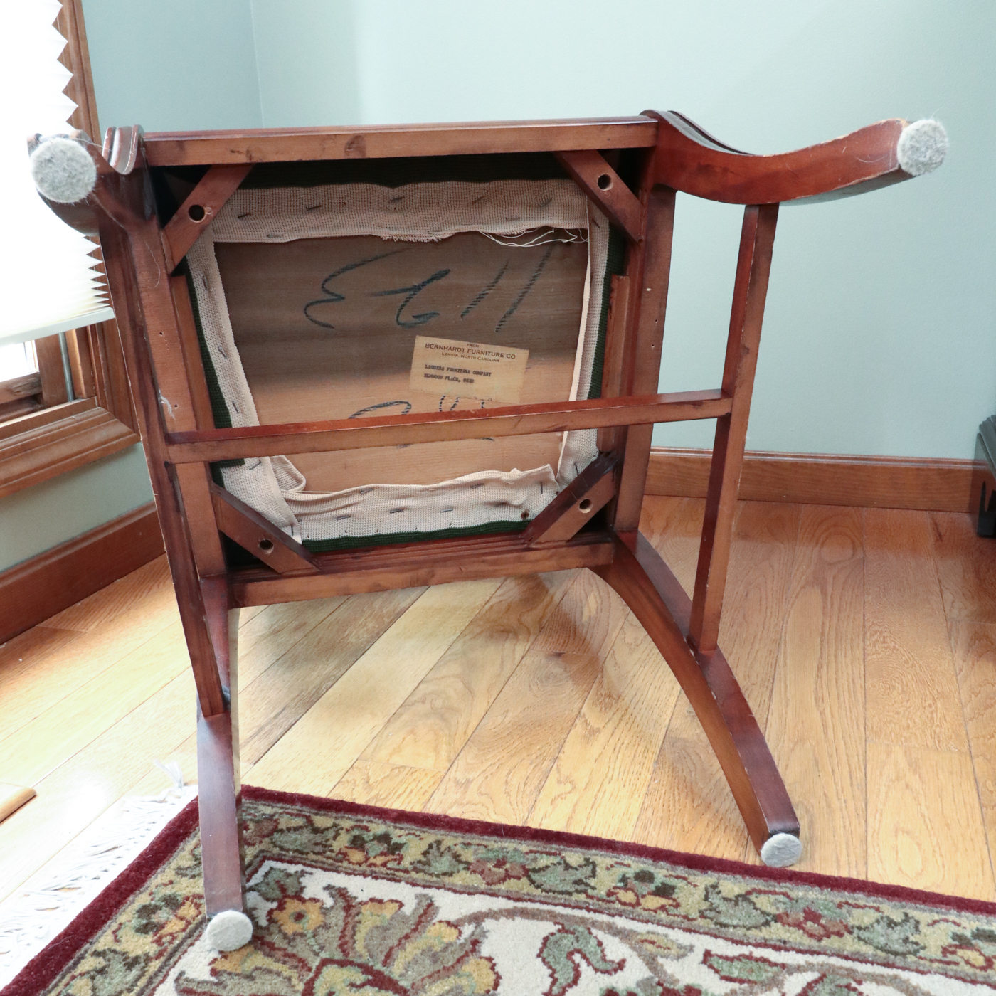Bernhardt Classical Style Mahogany Dining Set, Mid to Late 20th Century