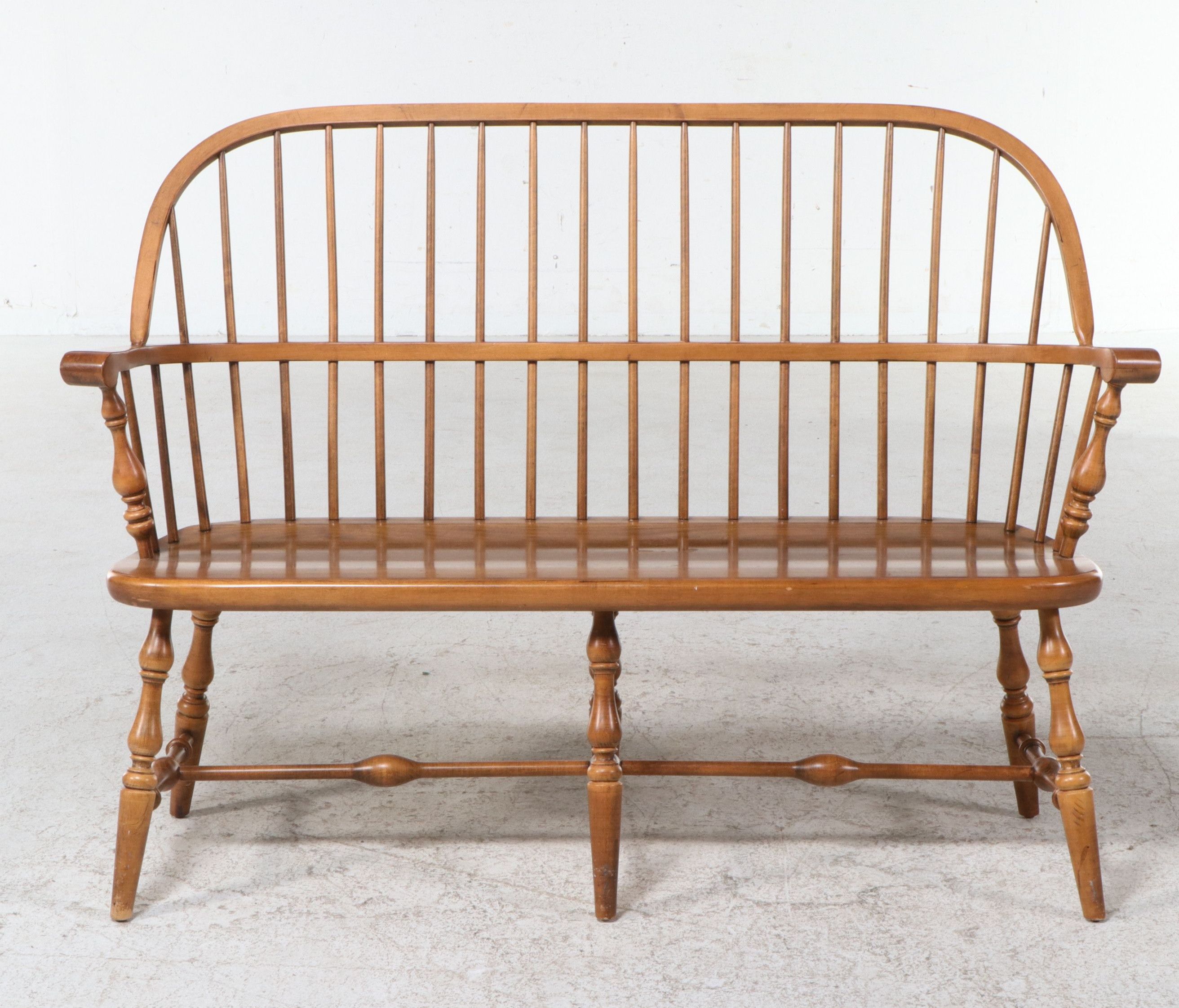 Signed Ethan Allen American Colonial Revival Maple Windsor Bench