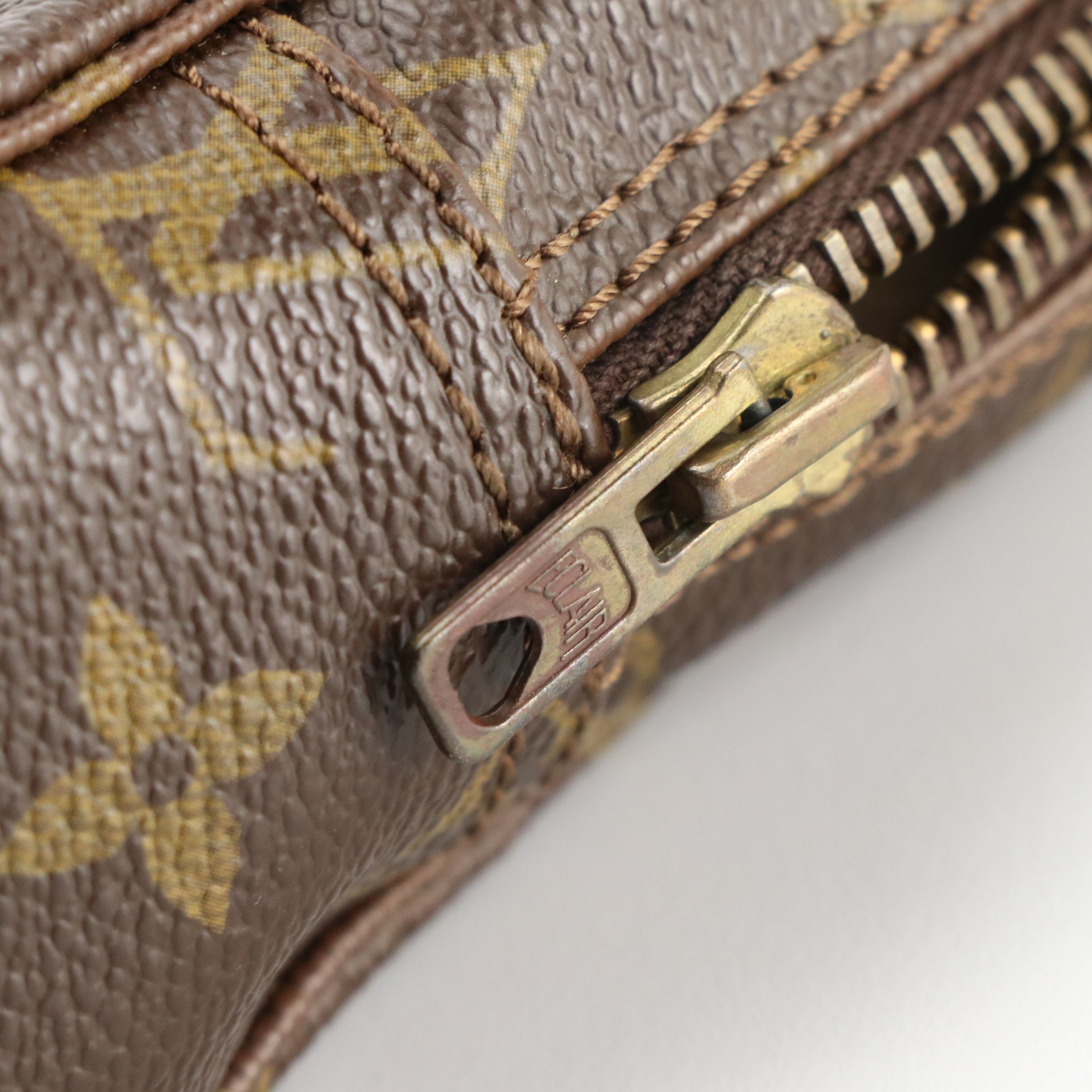 Louis Vuitton Trousse Toilette 23 in Monogram Canvas