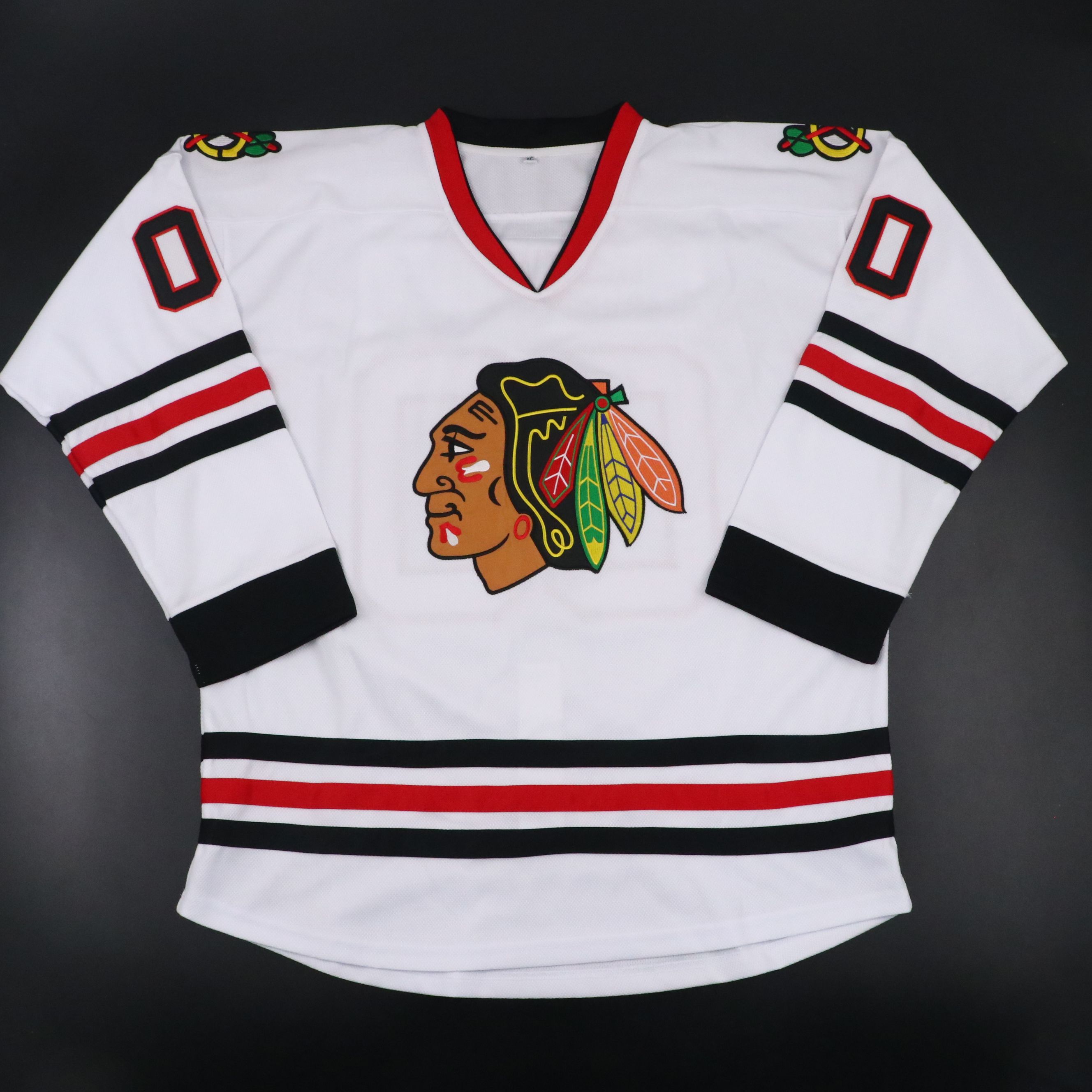 Chevy Chase Signed "Christmas Vacation: Clark Griswold" Hockey Jersey, Beckett