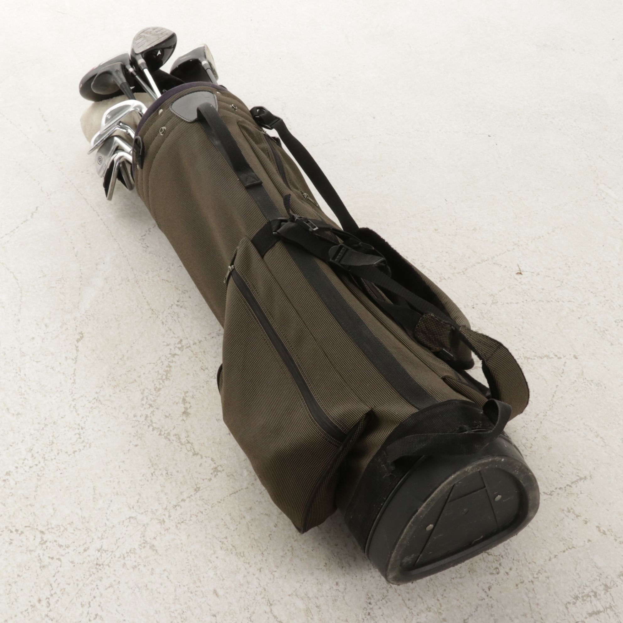 Golf Club Set with Knight and Nitro Woods and Wilson Irons