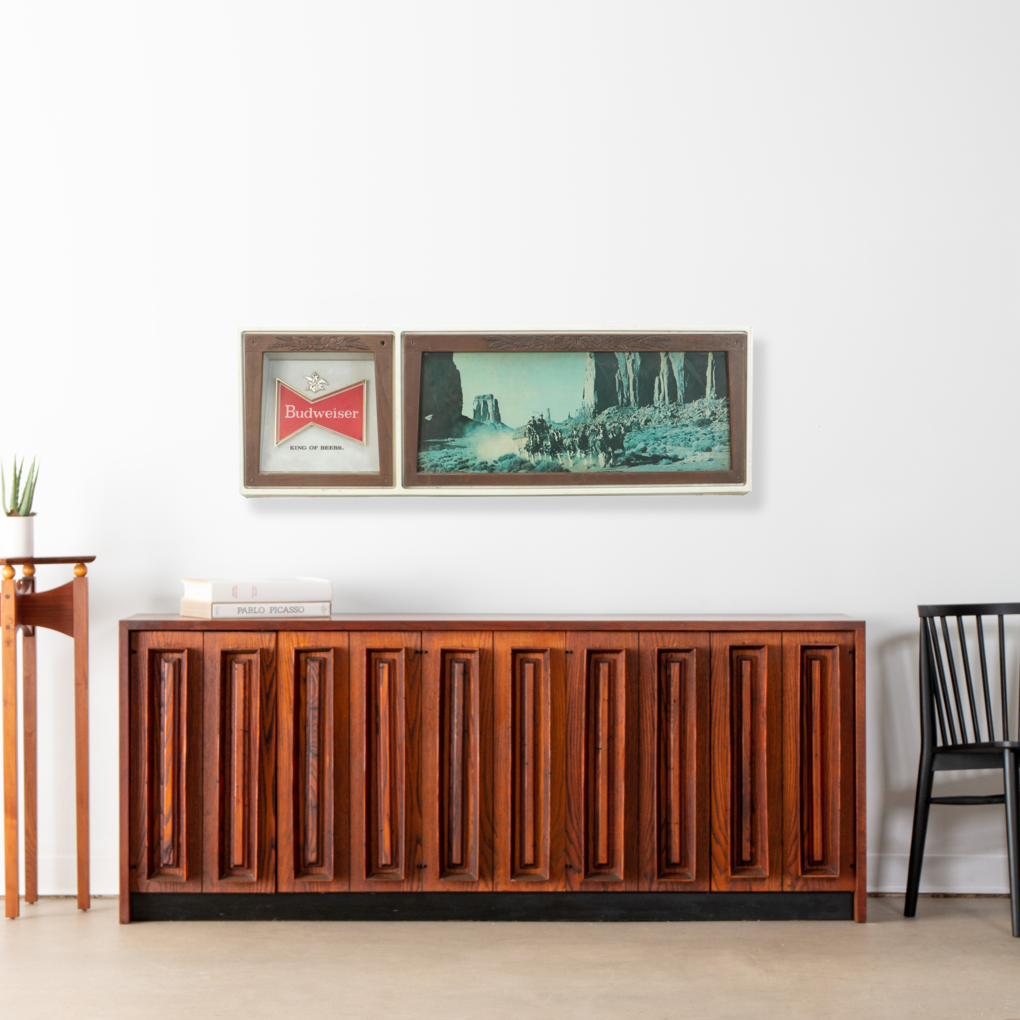 Budweiser Clydesdales Beer Illuminated Advertising Sign