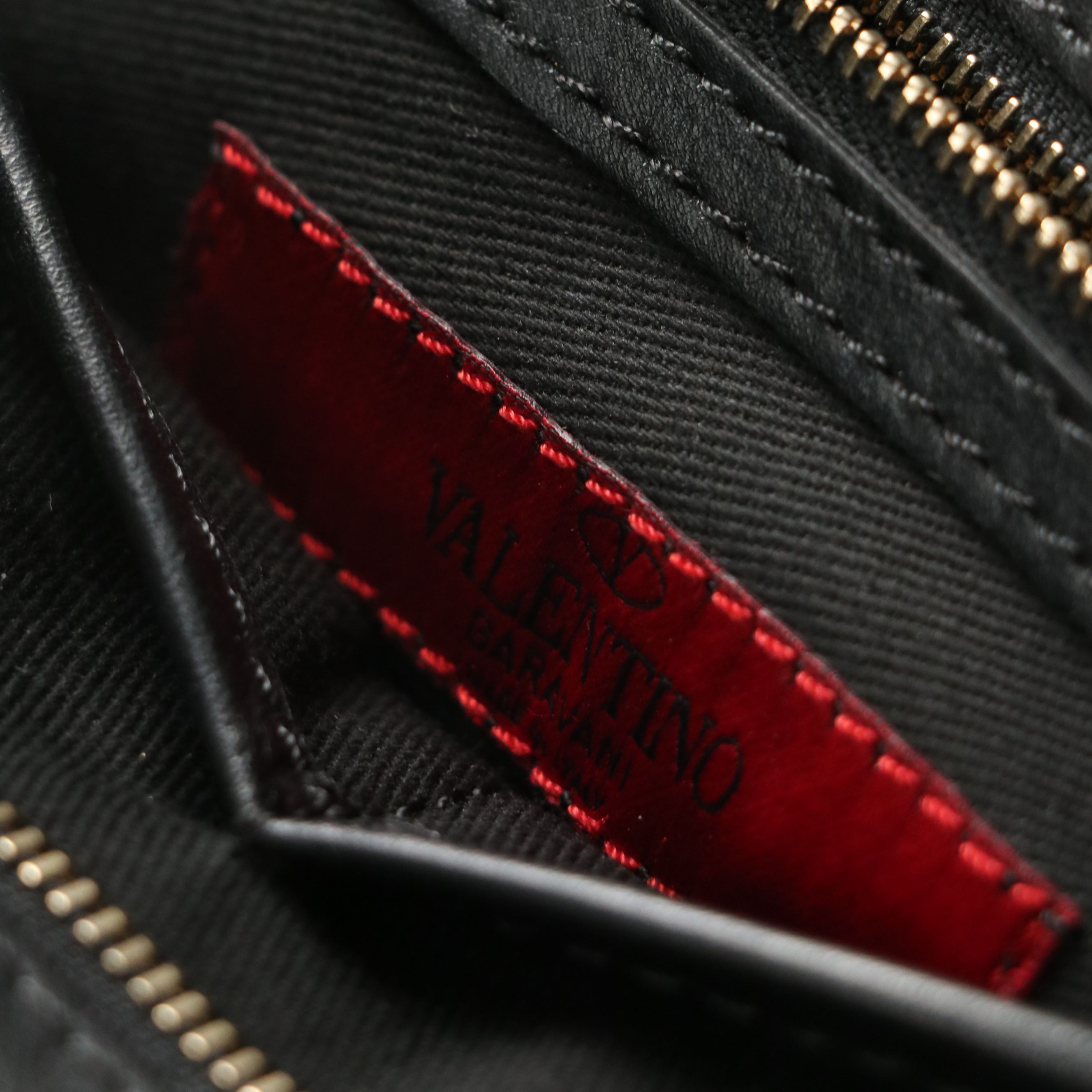 Valentino Garavani Rockstud Trapeze Two-Way Bag in Black Leather