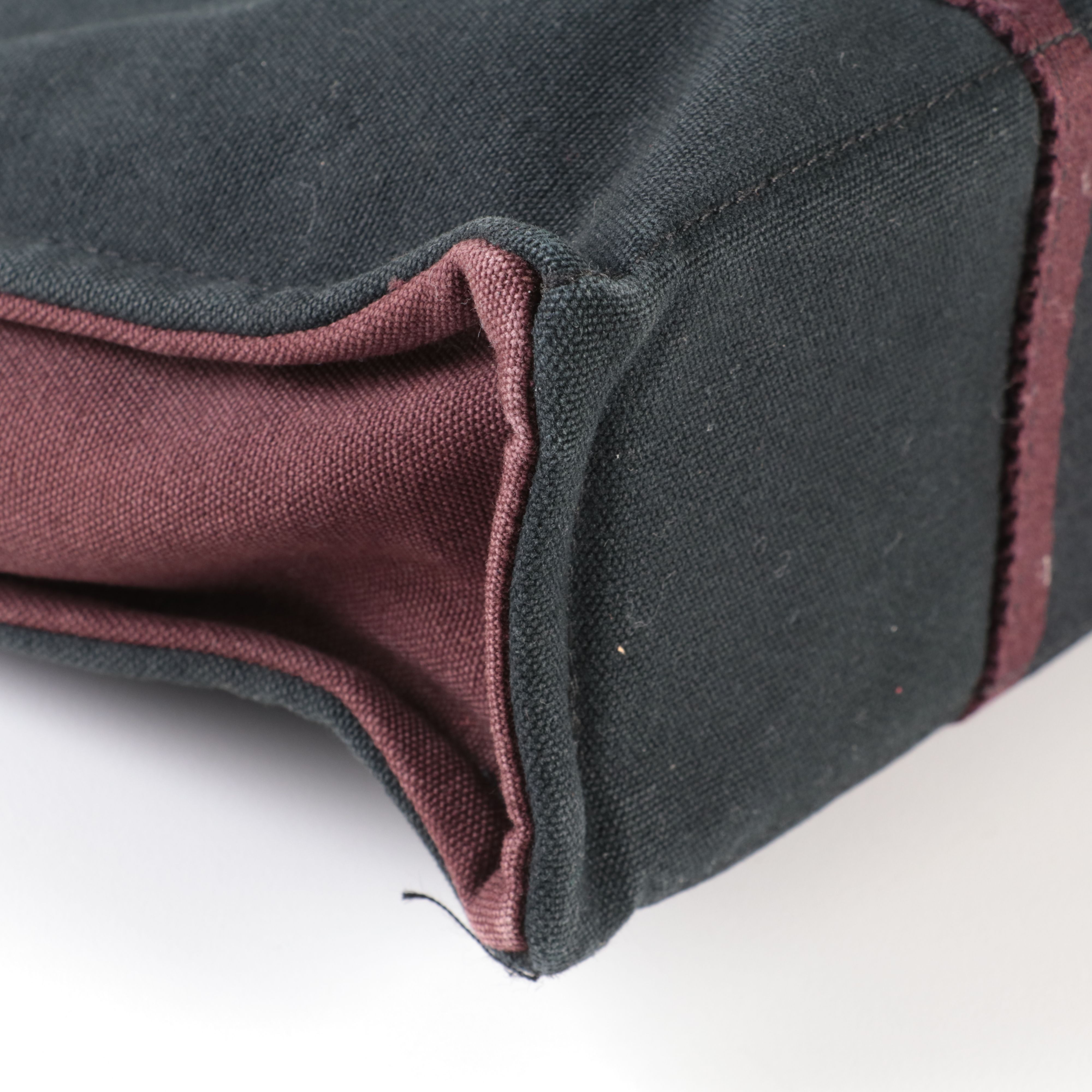 Hermès Fourre-Tout PM Tote Bag in Black and Burgundy Canvas