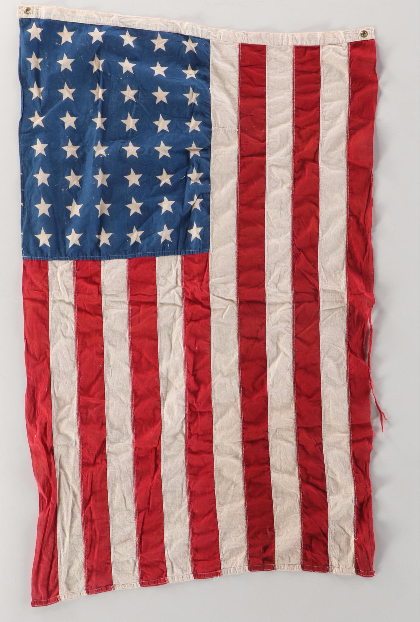 American Flags in Vintage Everlite Chest