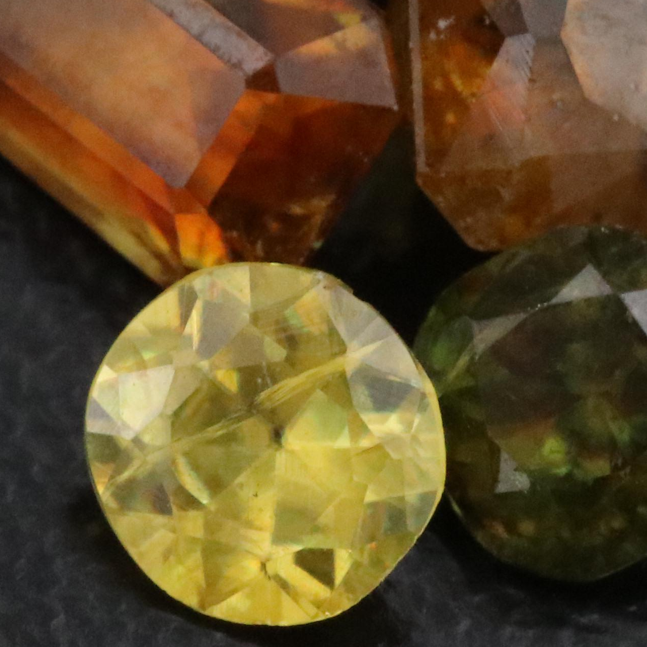 Loose 5.37 CTW Sphene Lot