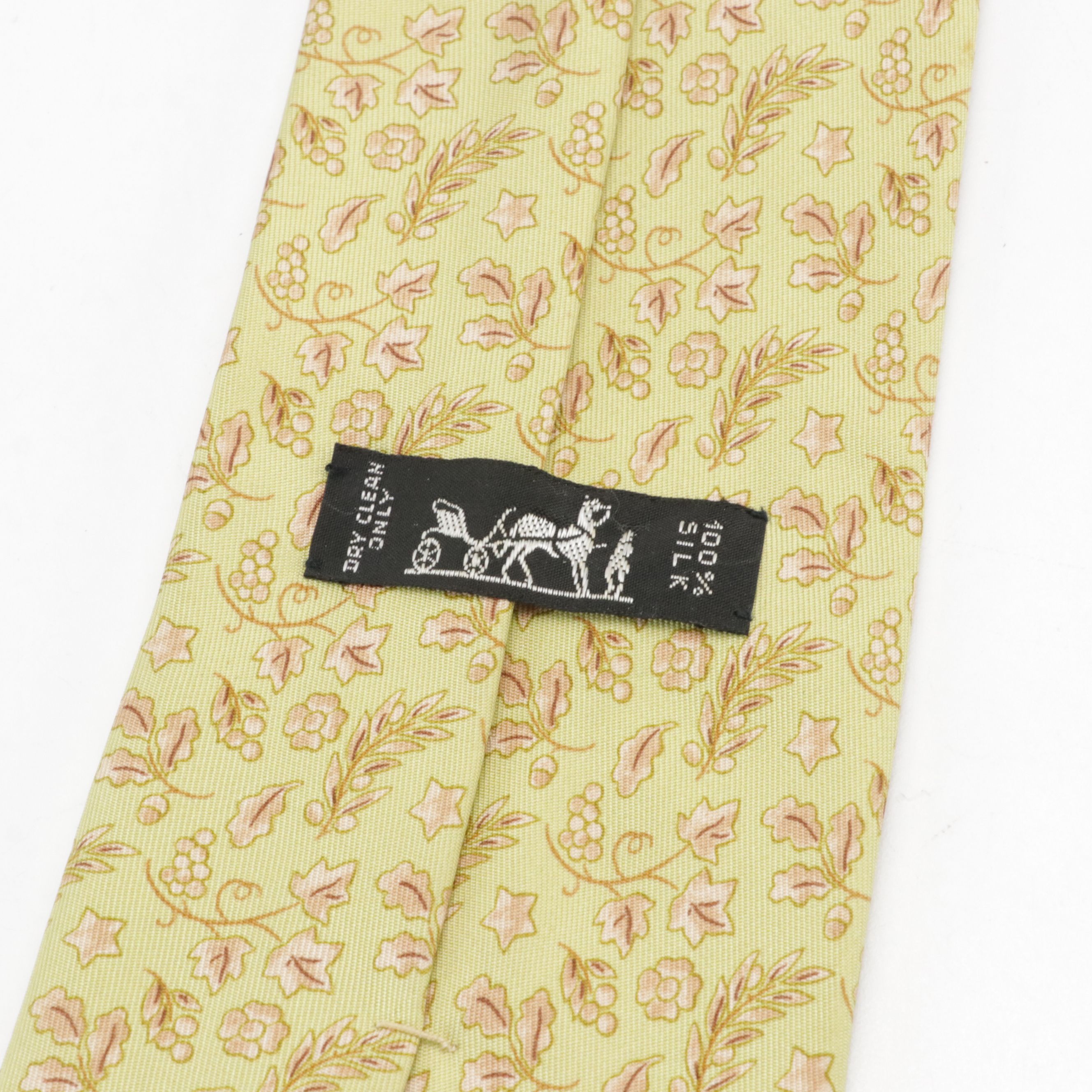 Hermès Hand-Stitched Silk Twill Necktie in Grape Cluster Leaf and Foliate Print